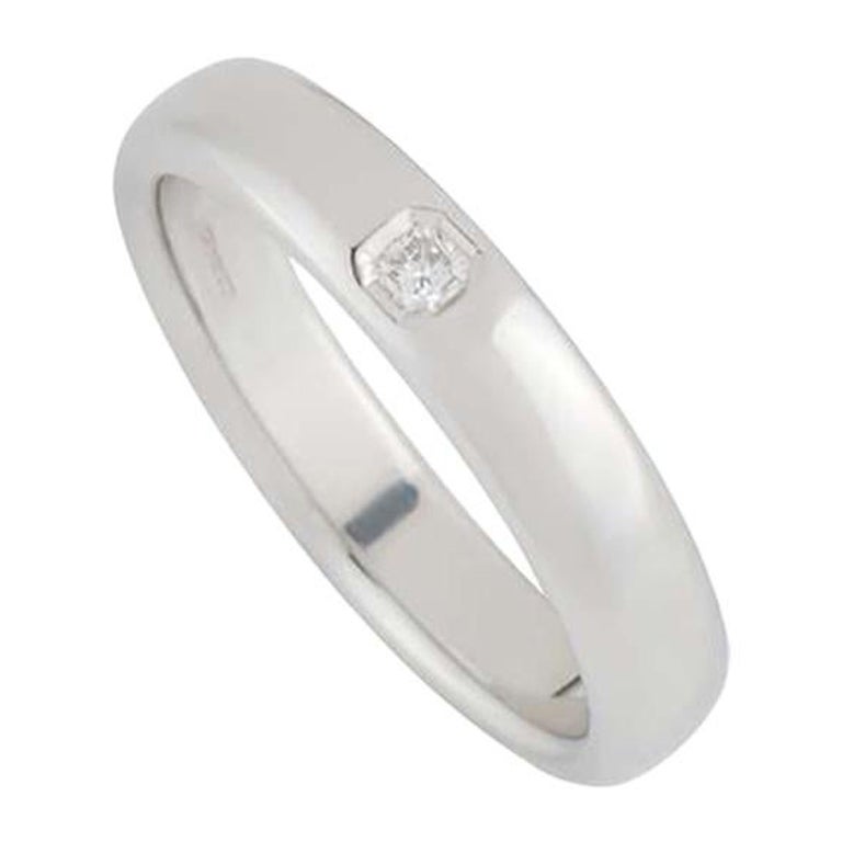 How much is a platinum ring?