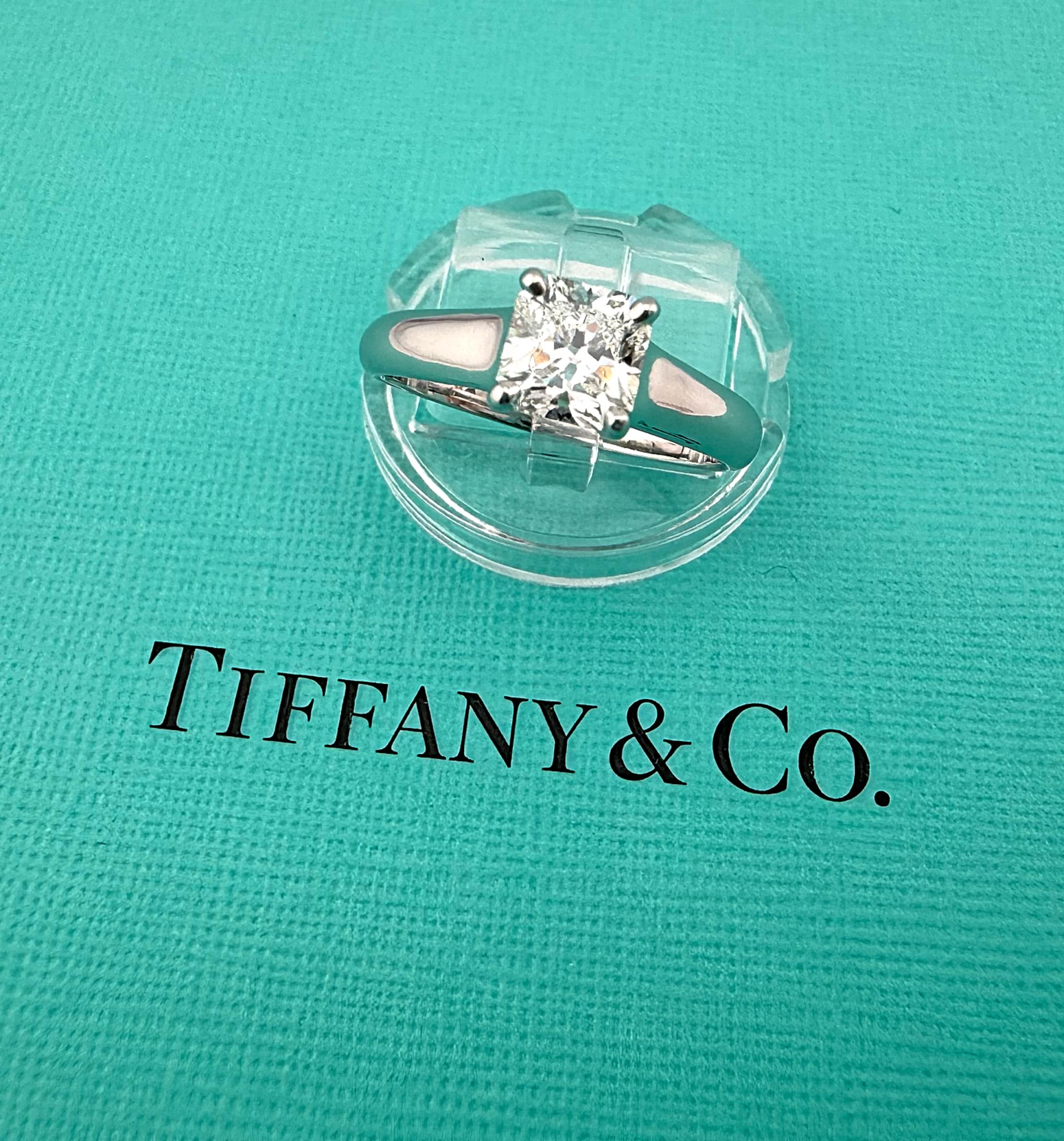 Tiffany & Co Lucida Platinum Diamond Engagement Ring 1.04 CTS H VVS2 For Sale 8