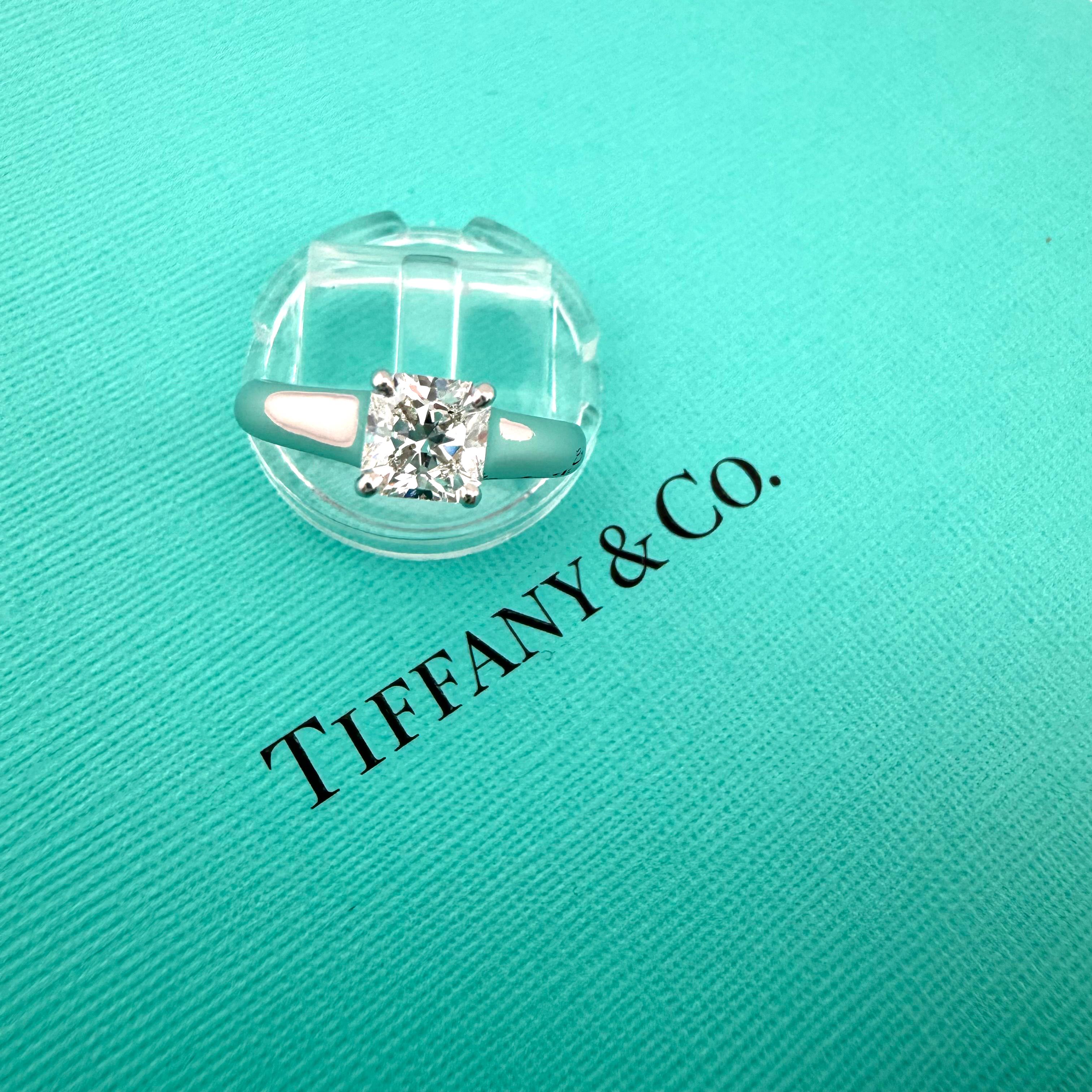 Tiffany & Co Lucida Platinum Diamond Engagement Ring 1.04 CTS H VVS2 For Sale 9