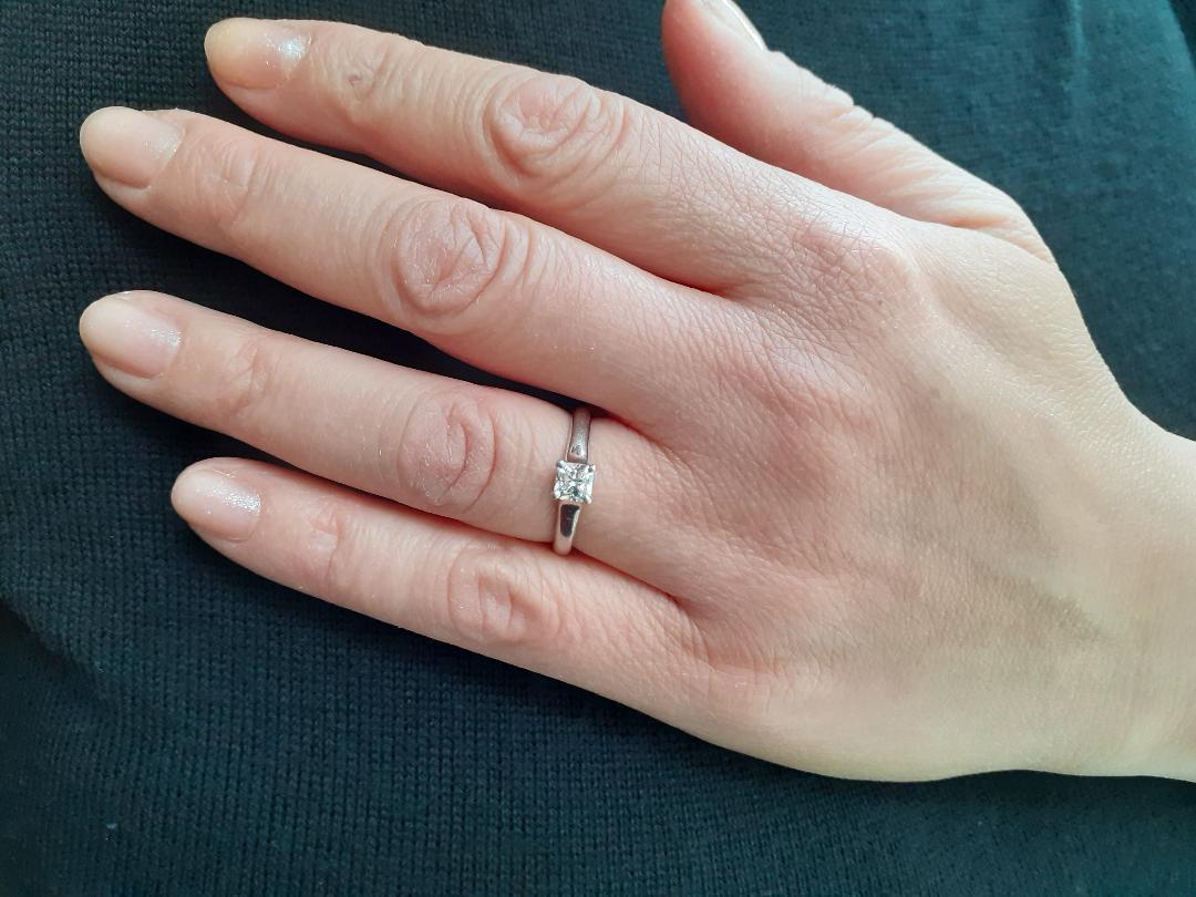 Tiffany & Co 'Lucida' Princess Cut Diamond Engagement Ring, Platinum 0.49 Carat In Good Condition In London, GB