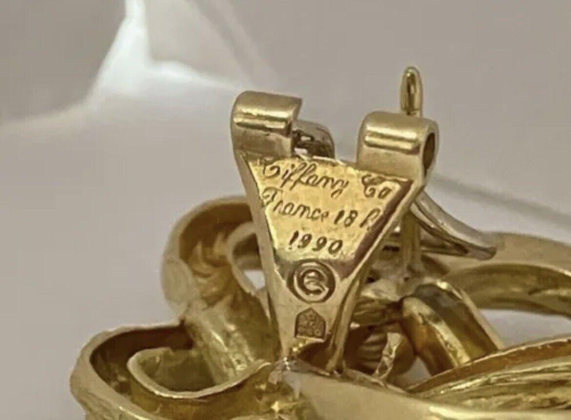 Tiffany & Co. Fabriquées en France, boucles d'oreilles en or jaune 18 carats, circa 1990 en vente 2