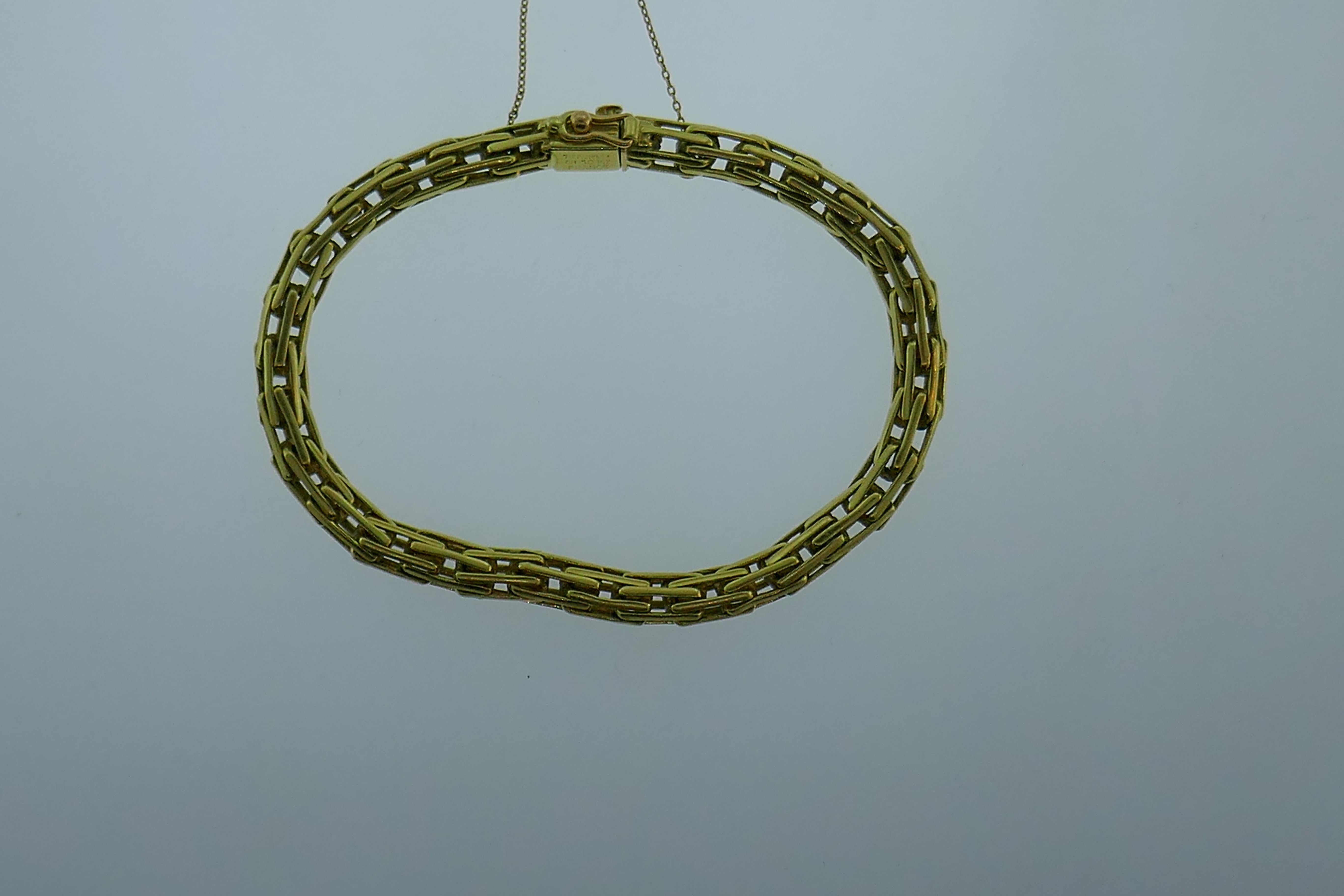 Tiffany & Co. Made in France 18 Karat Yellow Gold Link Bracelet Vintage 2