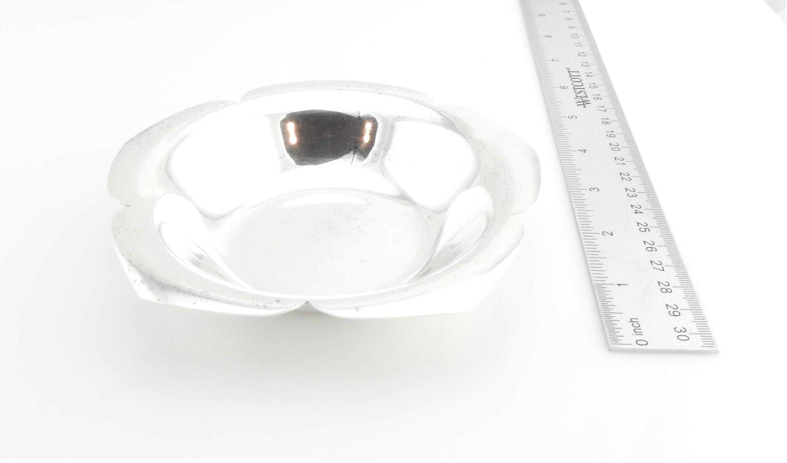 Tiffany & Co. Makers Sterling Silver 23458 Lotus Flower Bowl For Sale 2