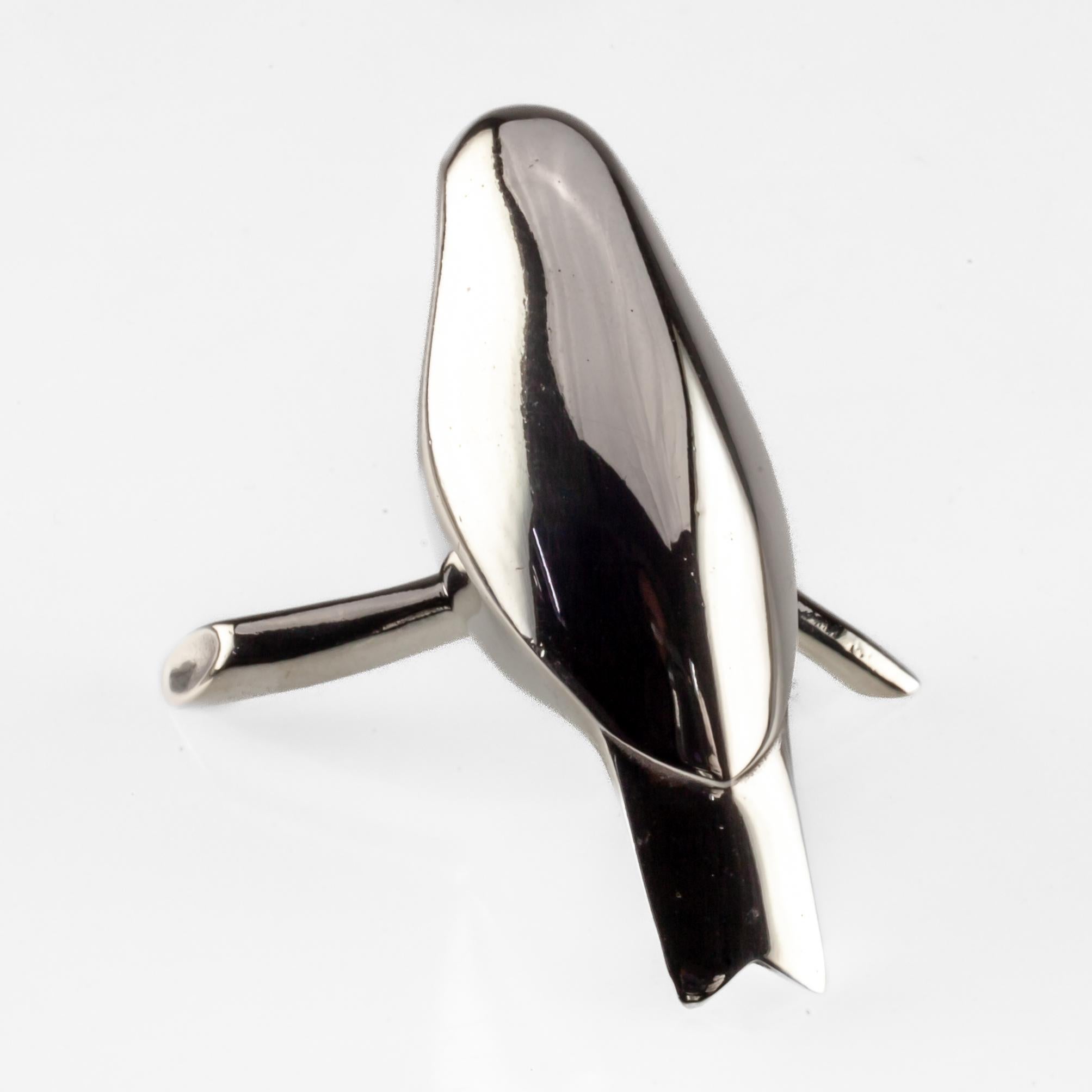 Tiffany & Co. Makers Sterling Silver Modernist Bird Paperweight Gorgeous! In Good Condition In Sherman Oaks, CA