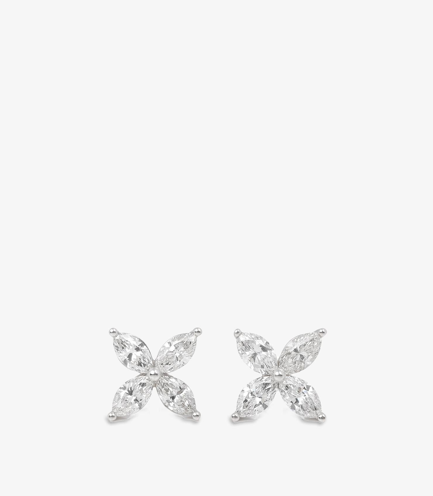 Tiffany & Co. Marquise Cut Diamond Platinum Medium Victoria Earrings

Product Details
Xupes Ref: J1170
Brand: Tiffany & Co.
Model: Victoria Medium Earrings
Type: Earrings
RRP: £12,900
Accompanied By: Tiffany & Co. Box
Material(s): Platinum
Gemstone: