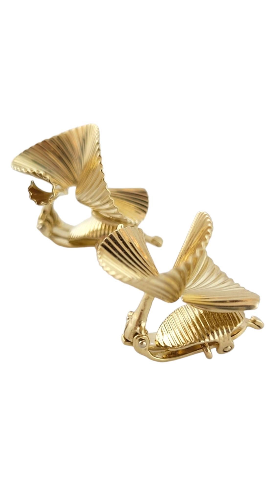 Tiffany & Co McTeigue 14K Yellow Gold Swirl Ribbon Fan Clip On Earrings  #15207 In Good Condition In Washington Depot, CT