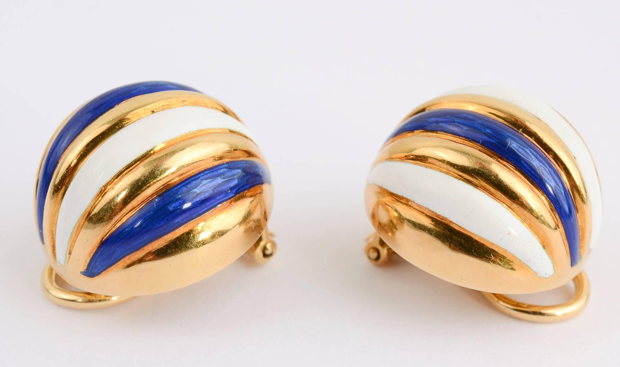 Moderno Tiffany & Co. Melon Shaped EnamelEarrings in vendita