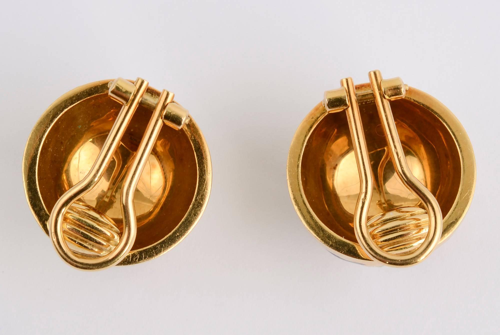 Tiffany & Co. Melon Shaped EnamelEarrings In condizioni ottime in vendita a Darnestown, MD