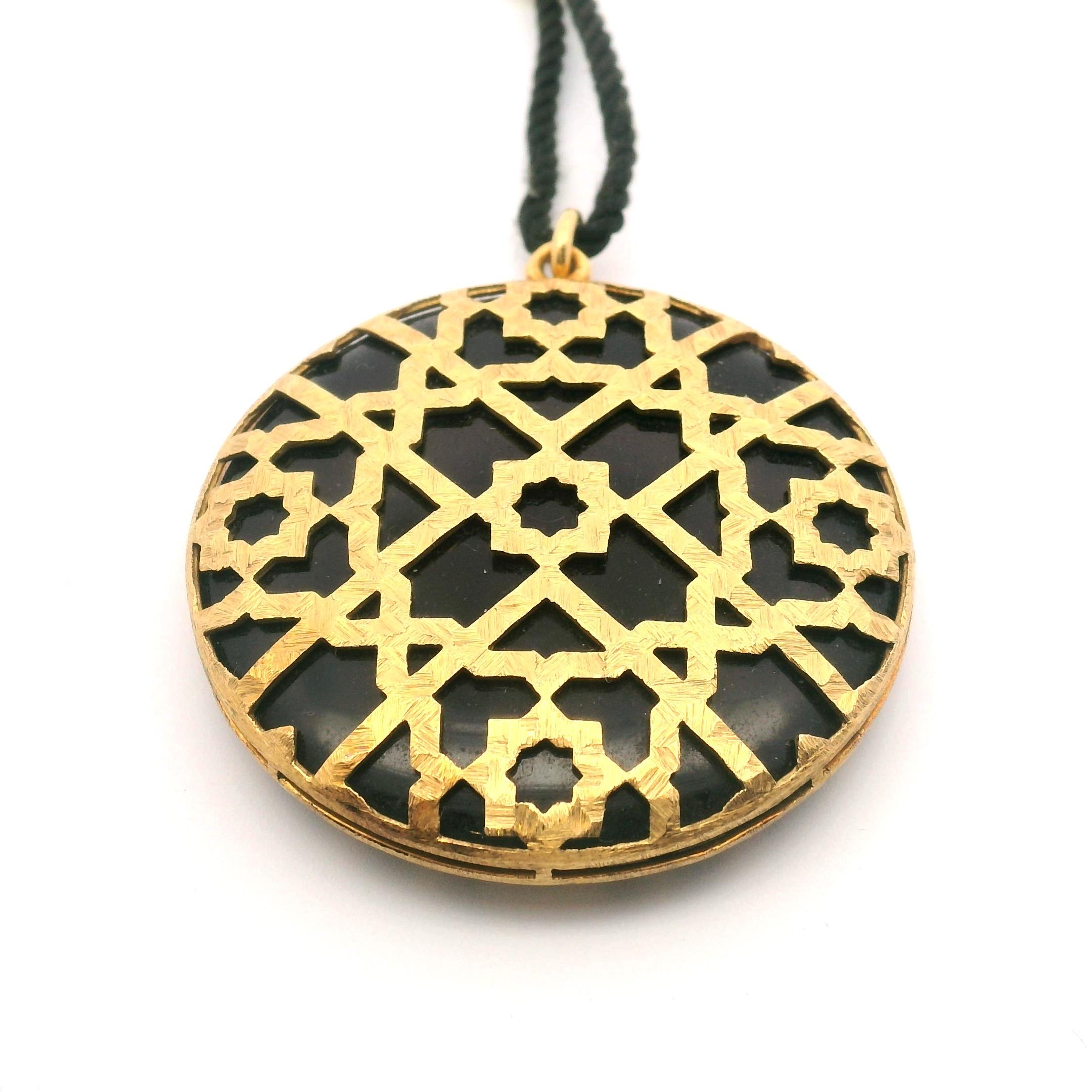 Tiffany & Co. Paloma Picasso - Collana con ciondolo Merrakesh in onice e oro

oro giallo 18k 