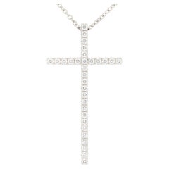 Cruz de diamantes "Metro" de Tiffany & Co.