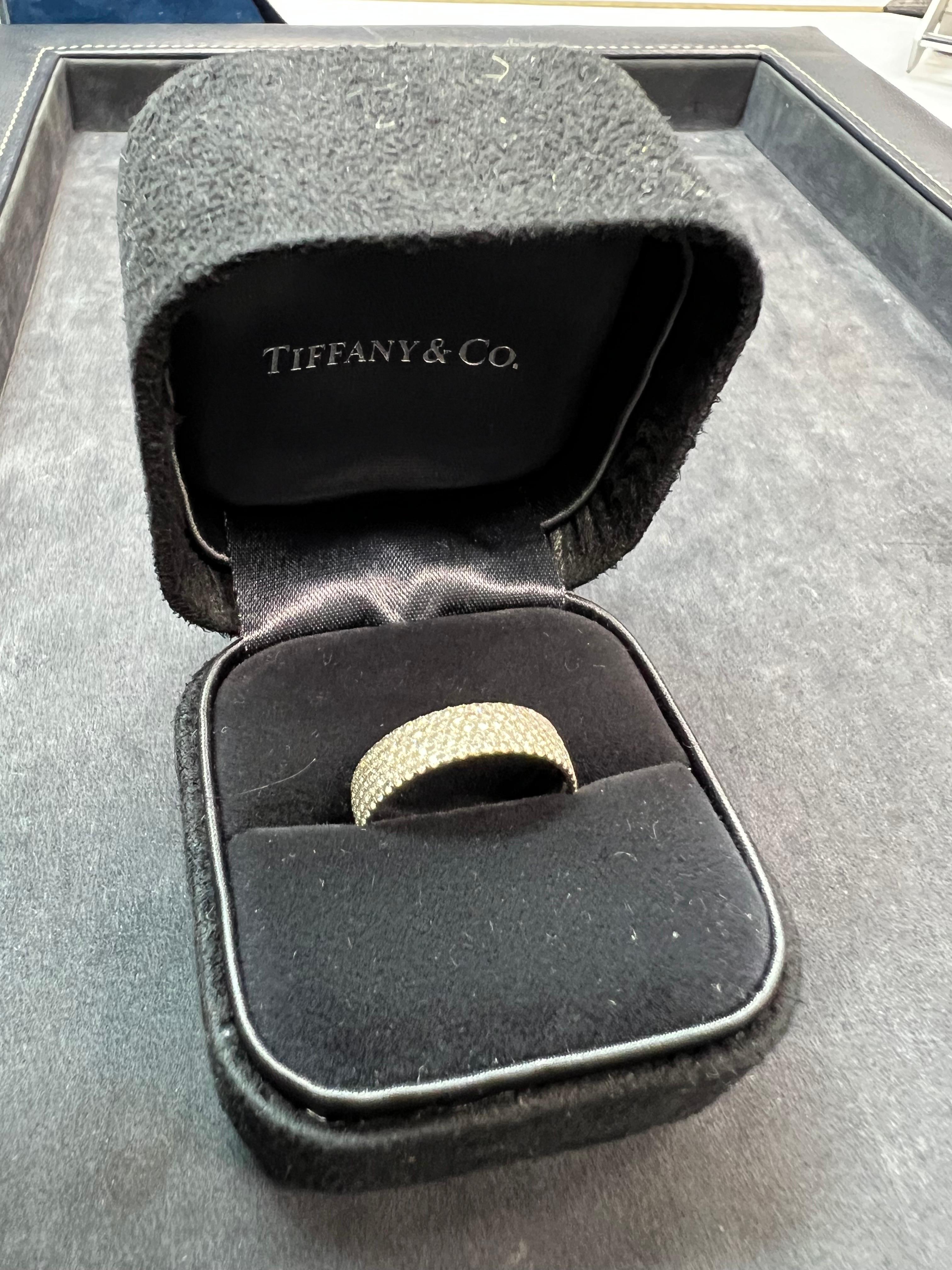 Round Cut Tiffany & Co Metro Five Row Natural 0.90 Carat Diamond Gold Engagement Ring