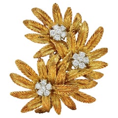 Tiffany & Co. Mid-Century 1,53 CTW Diamant-Blumenbrosche aus 18 Karat Gold Vintage