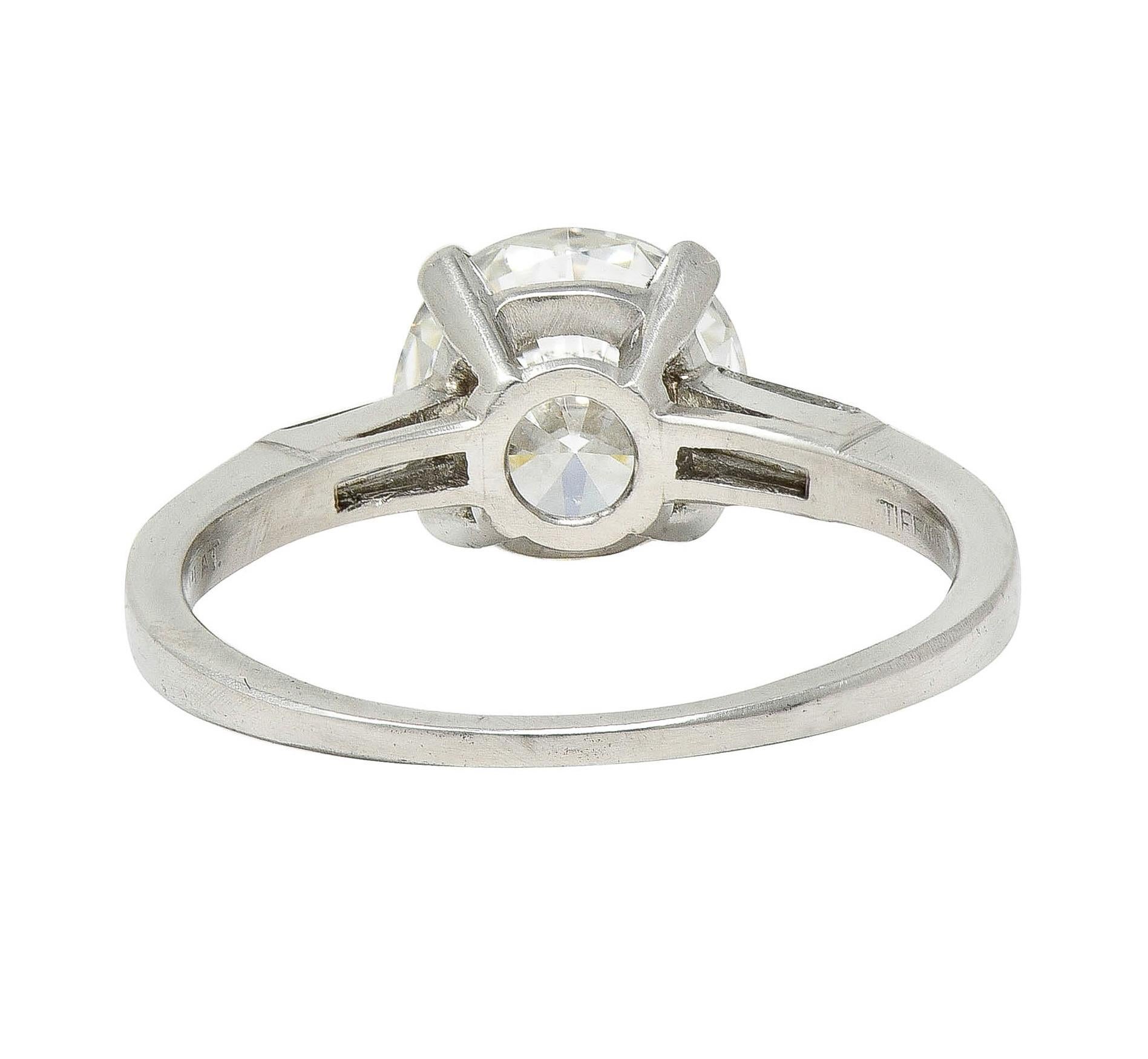 Tiffany & Co. Mid-Century 2.00 CTW Diamond Platinum Three Stone Engagement Ring For Sale 1