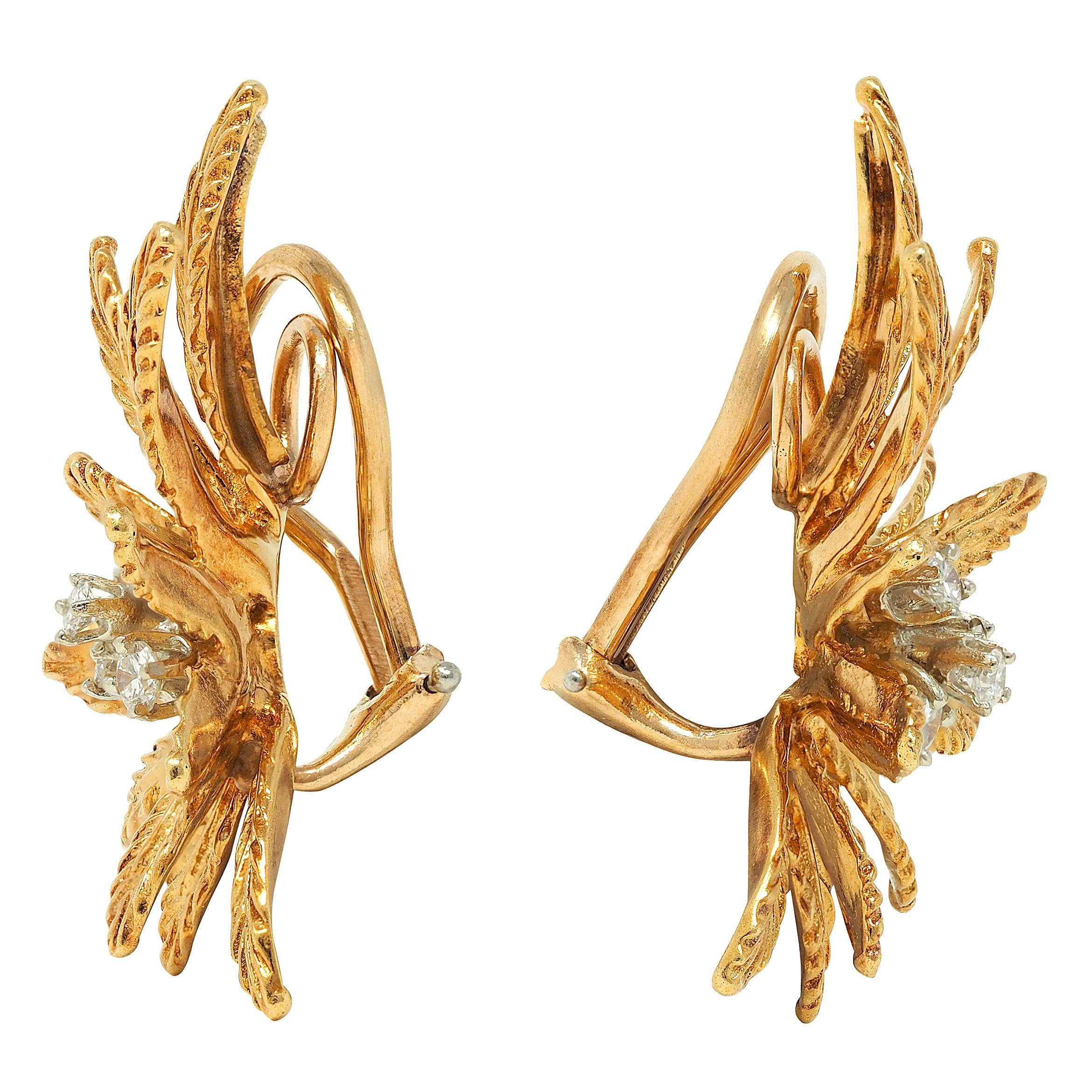 Brilliant Cut Tiffany & Co. Mid-Century Diamond 18 Karat Two-Tone Gold Vintage Flower Earrings For Sale