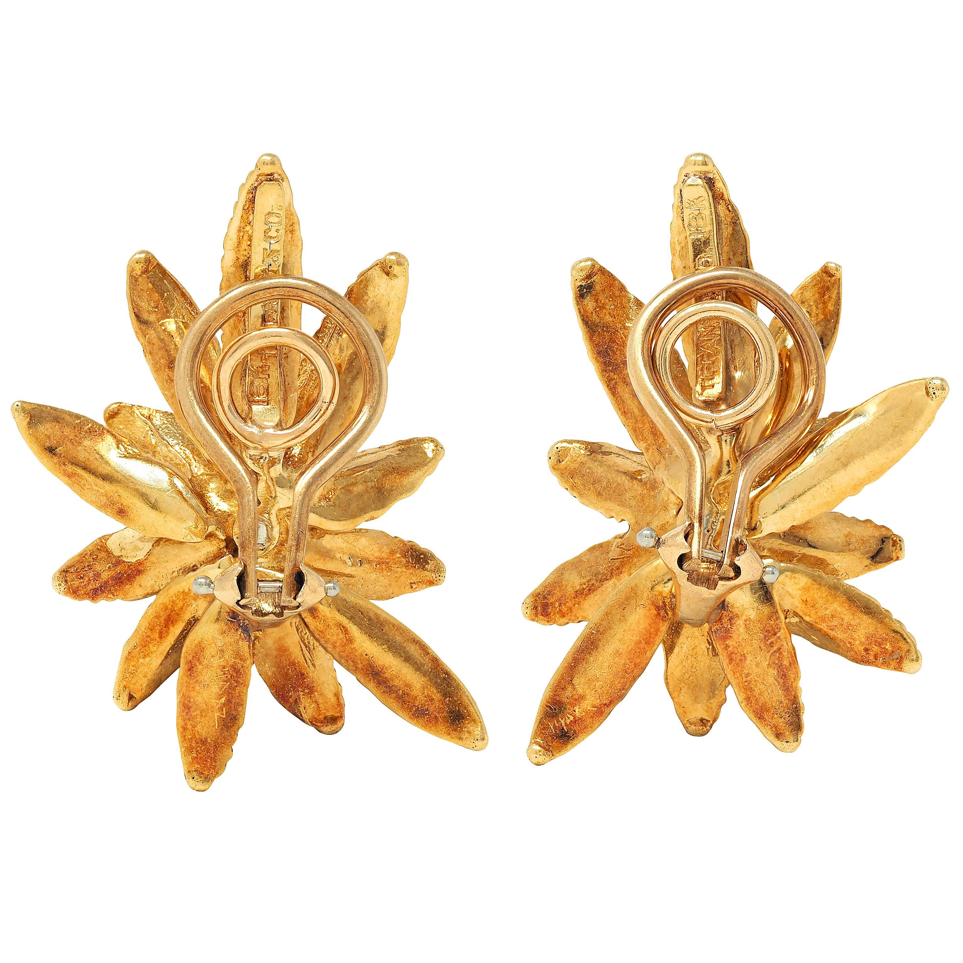 Tiffany & Co. Mid-Century Diamond 18 Karat Two-Tone Gold Vintage Flower Earrings In Excellent Condition For Sale In Philadelphia, PA