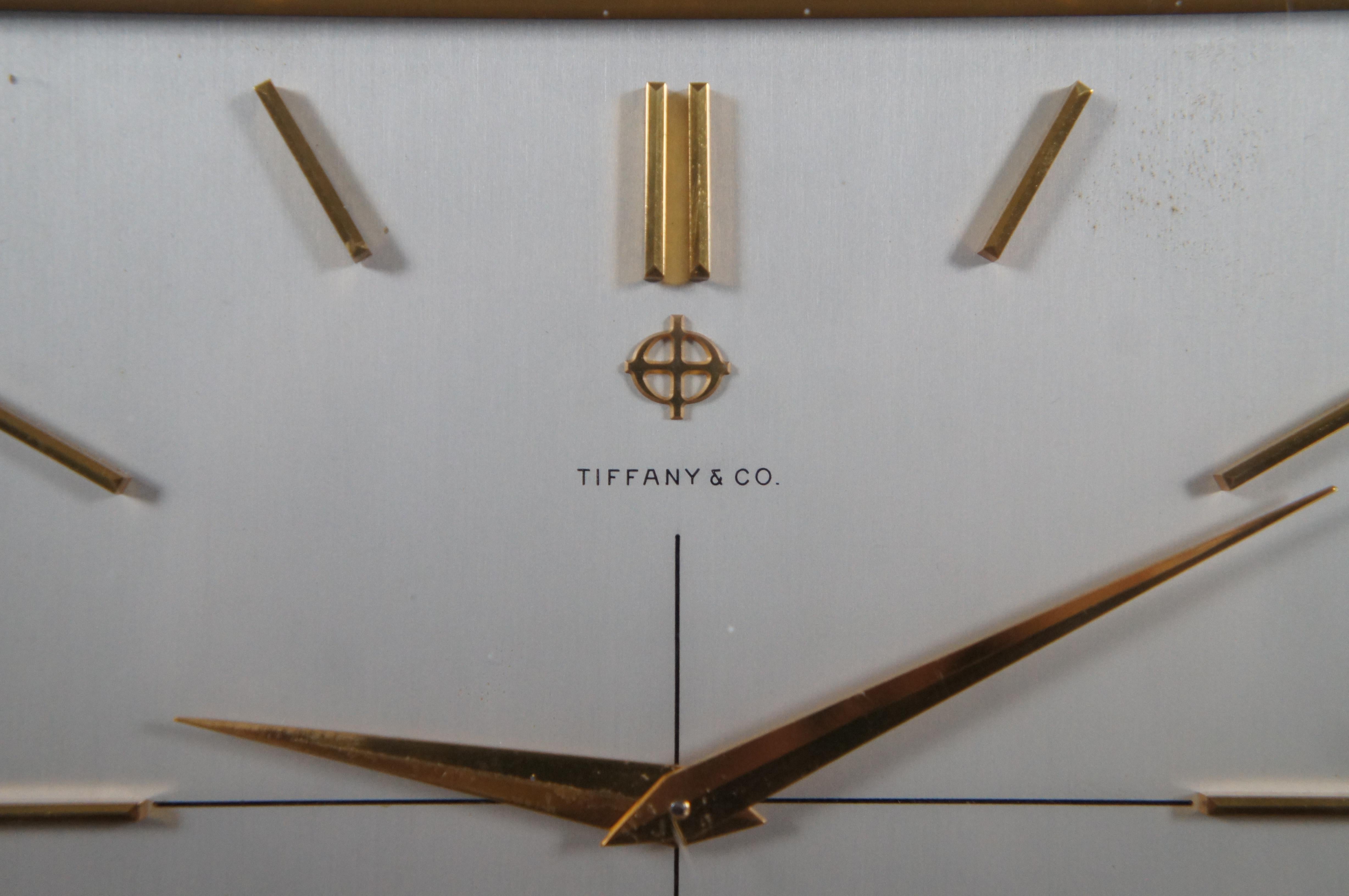 Métal Tiffany & Co Mid Century Zodiac Watch Swiss Gilt Metal 15 Jewel Desk Clock 7