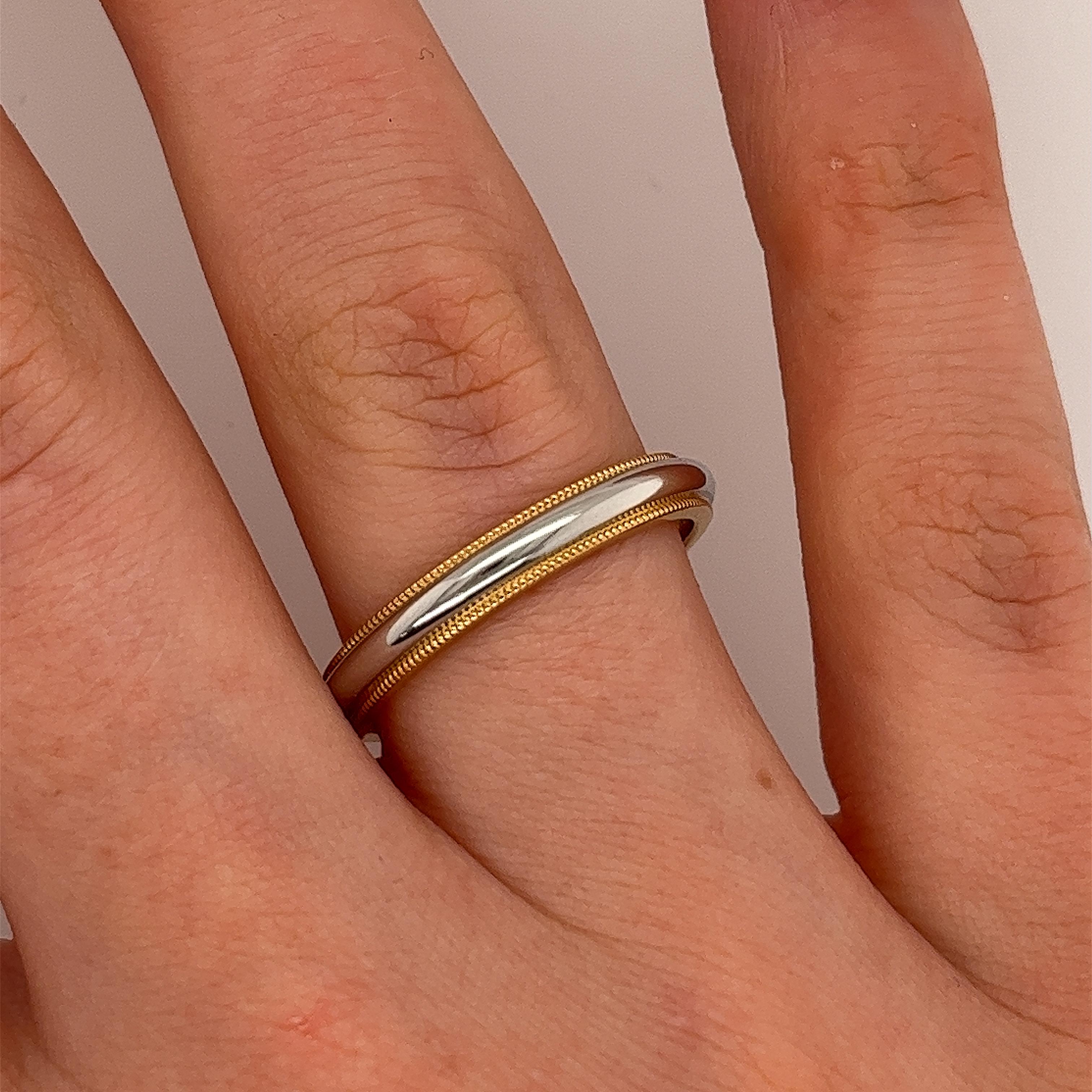 Tiffany & Co. Milgrain two tone 18ct yellow gold and platinum wedding band 3.4mm In Excellent Condition For Sale In London, GB