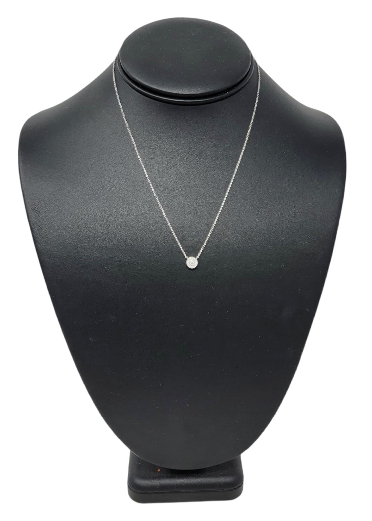 halo diamond necklace