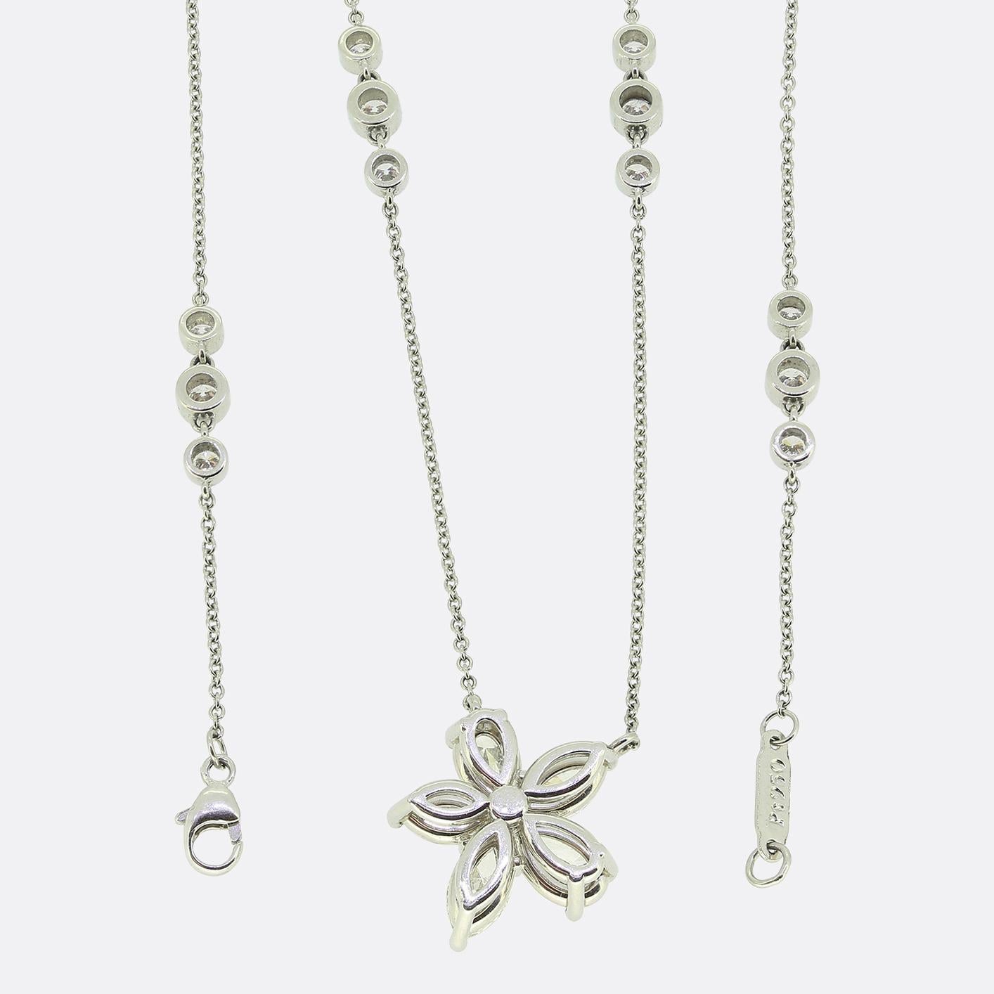 Tiffany & Co. Collana Victoria con diamanti a grappolo misti In condizioni ottime in vendita a London, GB