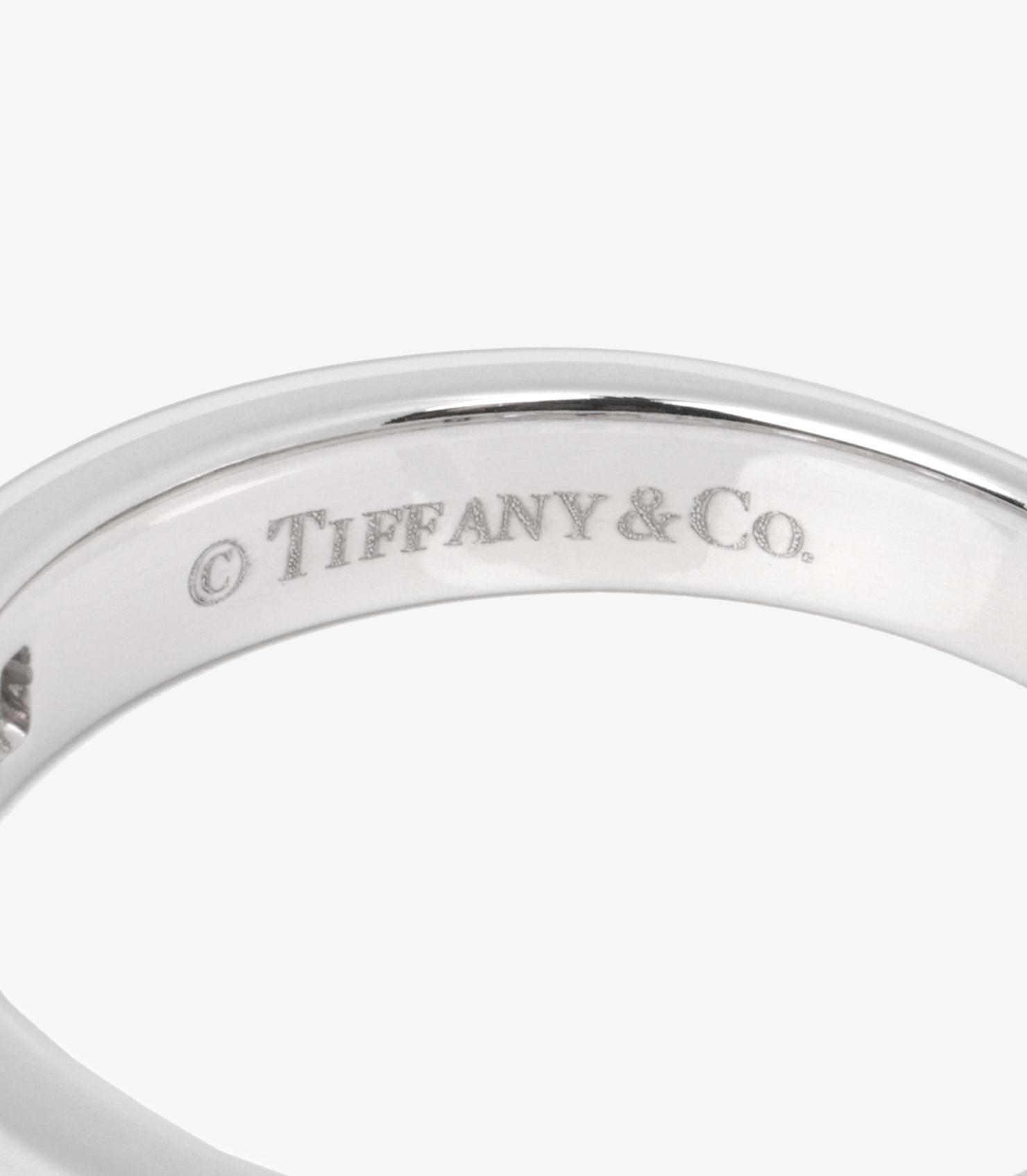 Tiffany & Co. Halbe Ewigkeit Ring aus Platin mit gemischtem Diamantenschliff im Angebot 1