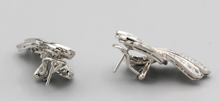 Tiffany & Co. Modern Diamond and Platinum Earrings In Excellent Condition For Sale In New York, NY