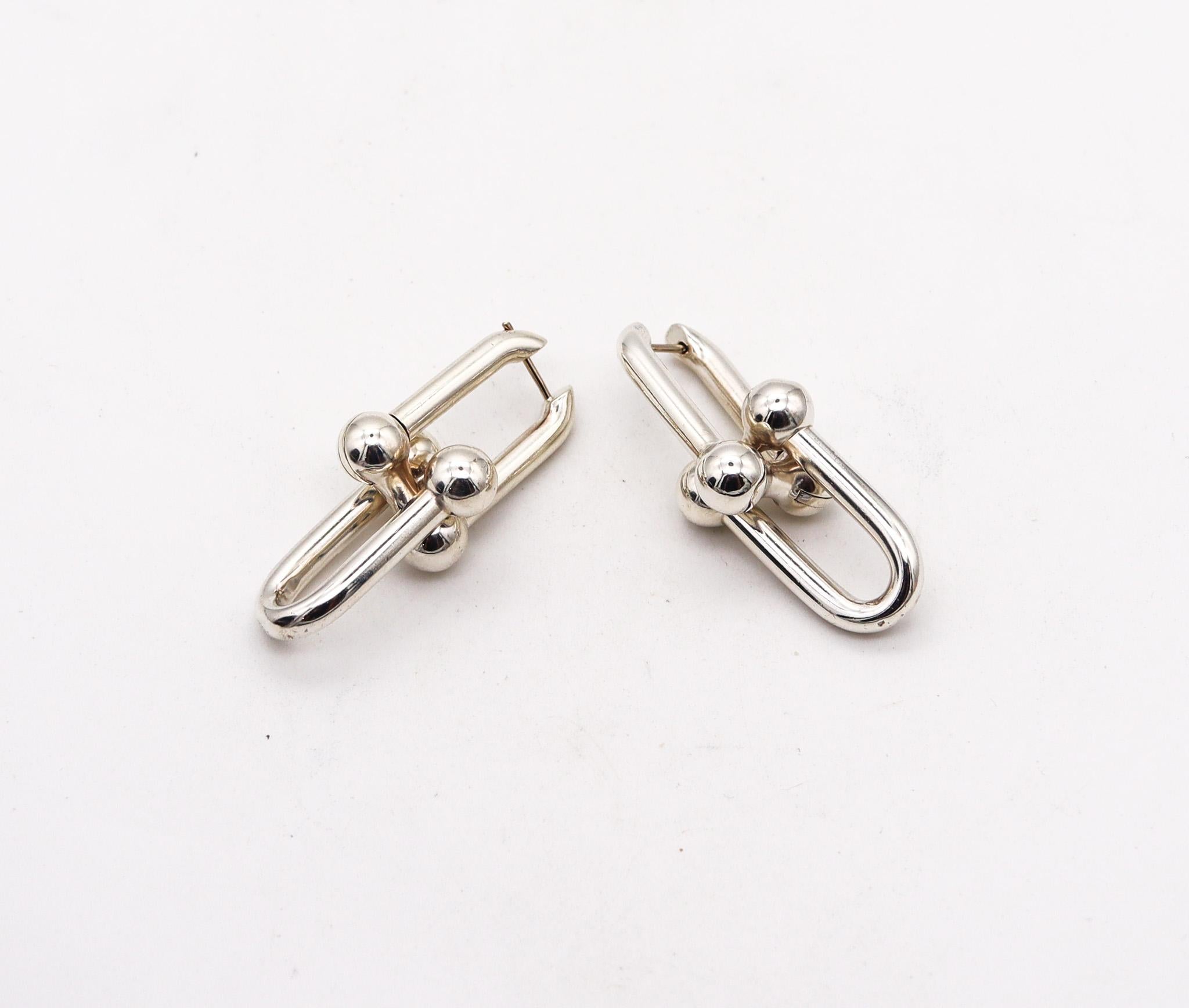 Hardware dangle earrings designed by Tiffany & Co.

This pair of dangle drop earrings is one of the ultimate most iconic pieces created by Tiffany & Co. They are part of the hardware collection and has been crafted with multiples graduated gauge