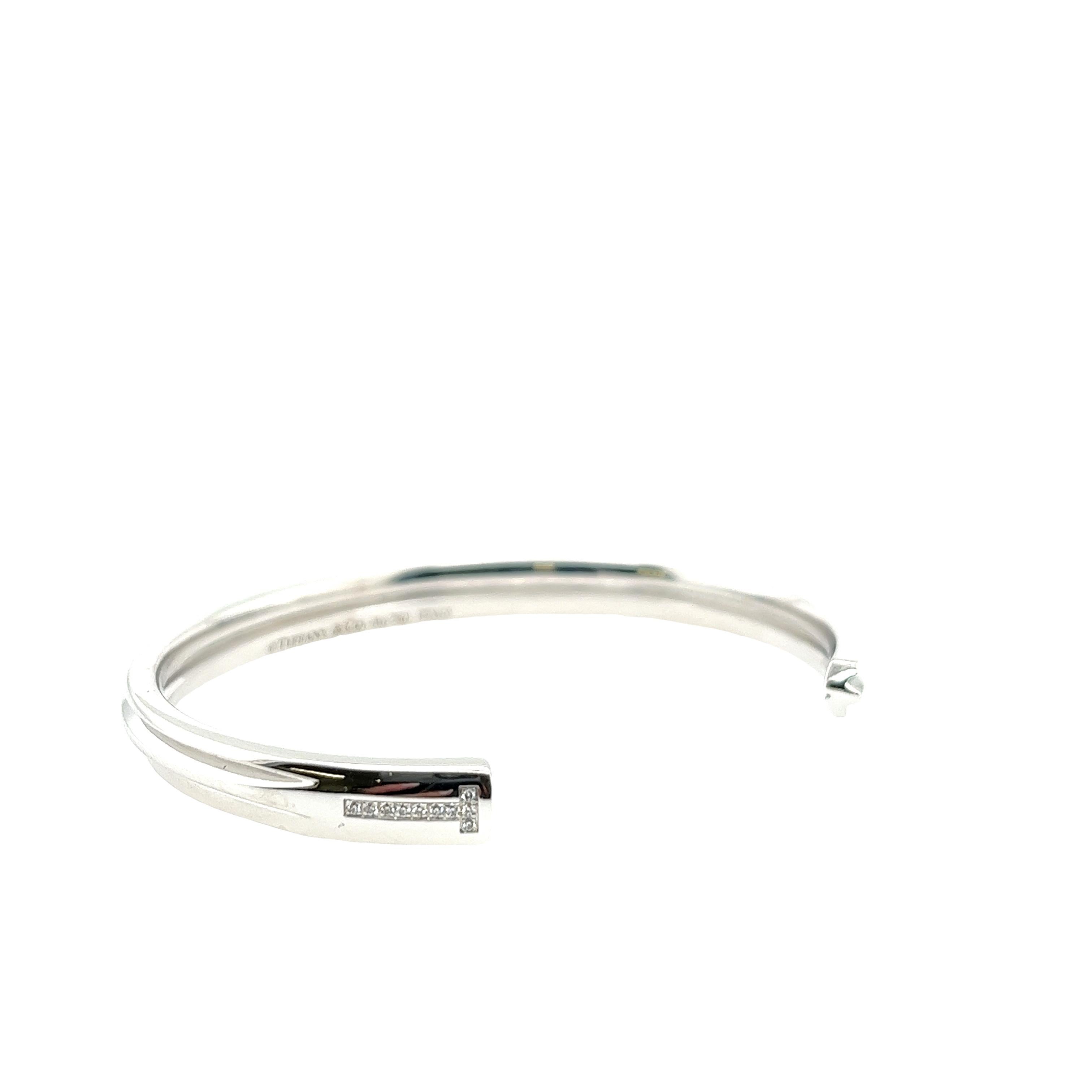 Tiffany & Co Modern Keys Cuff White Gold Diamond Bracelet Bangle  In Excellent Condition For Sale In London, GB