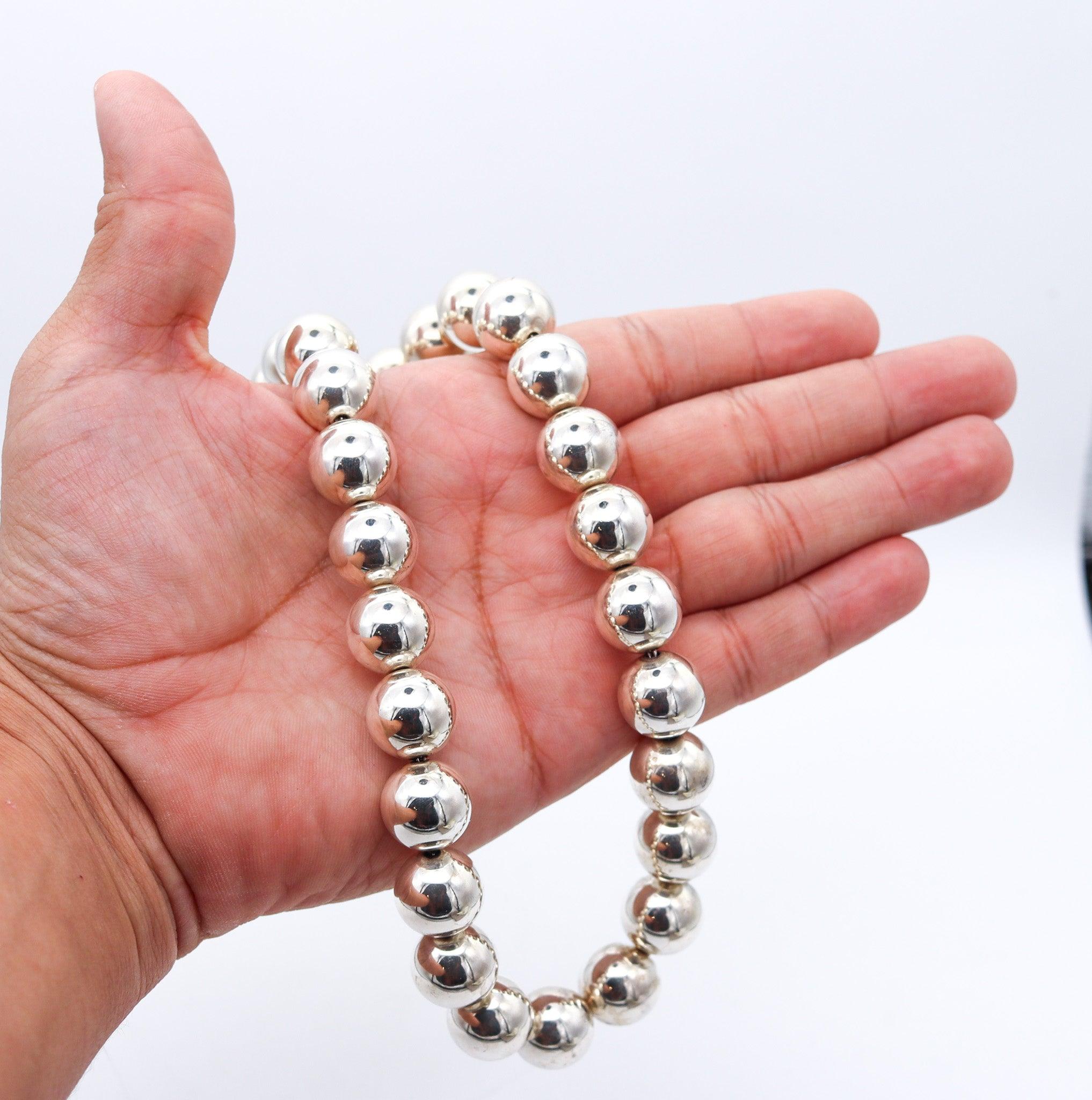 TIFFANY & CO. Collana modernista con palline sferiche in argento 925 in vendita 2