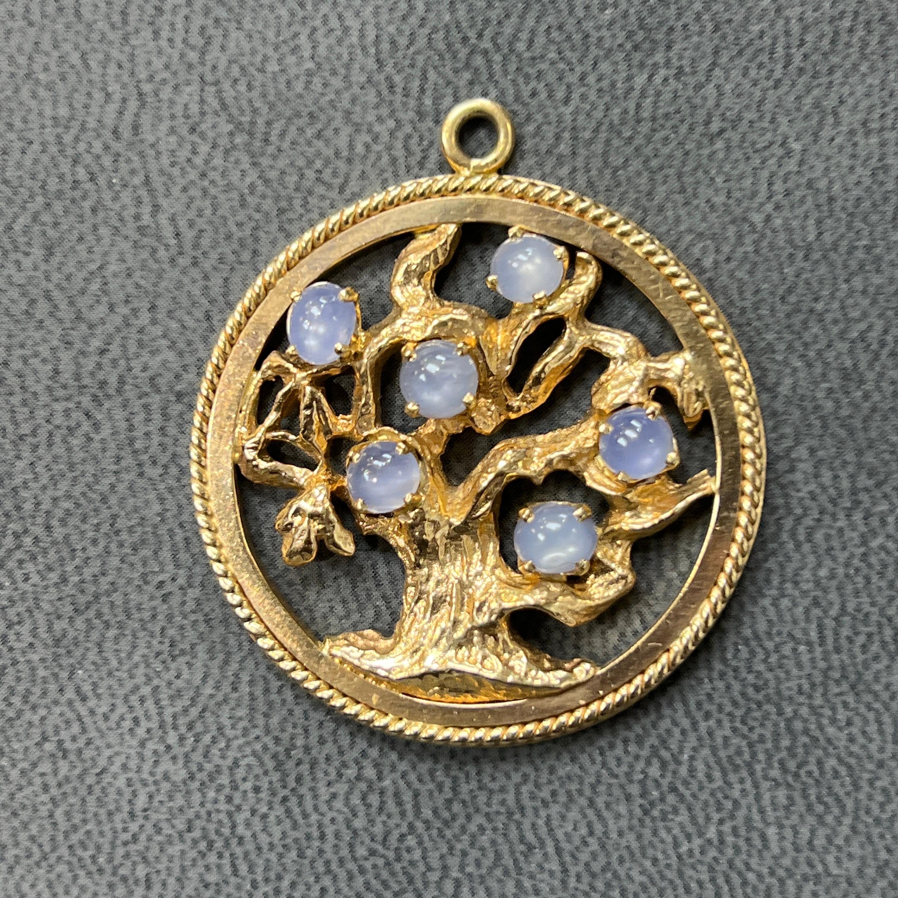 Taille cabochon Tiffany & Co Pendentif arbre de vie en pierre de lune en vente