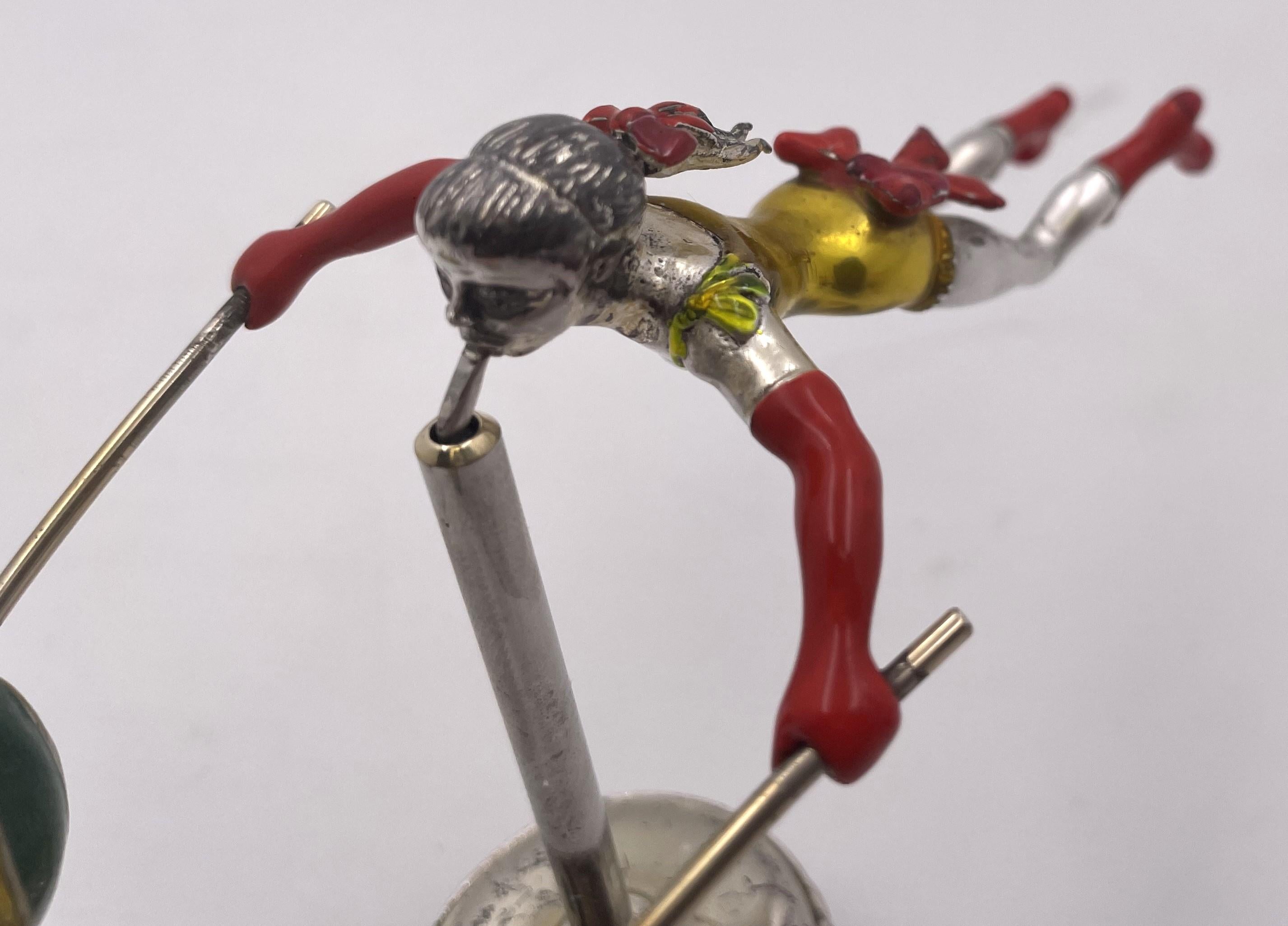 Tiffany & Co. Set di 2 statuette del circo acrobatico A.A. Moore in argento e smalto In condizioni buone in vendita a New York, NY