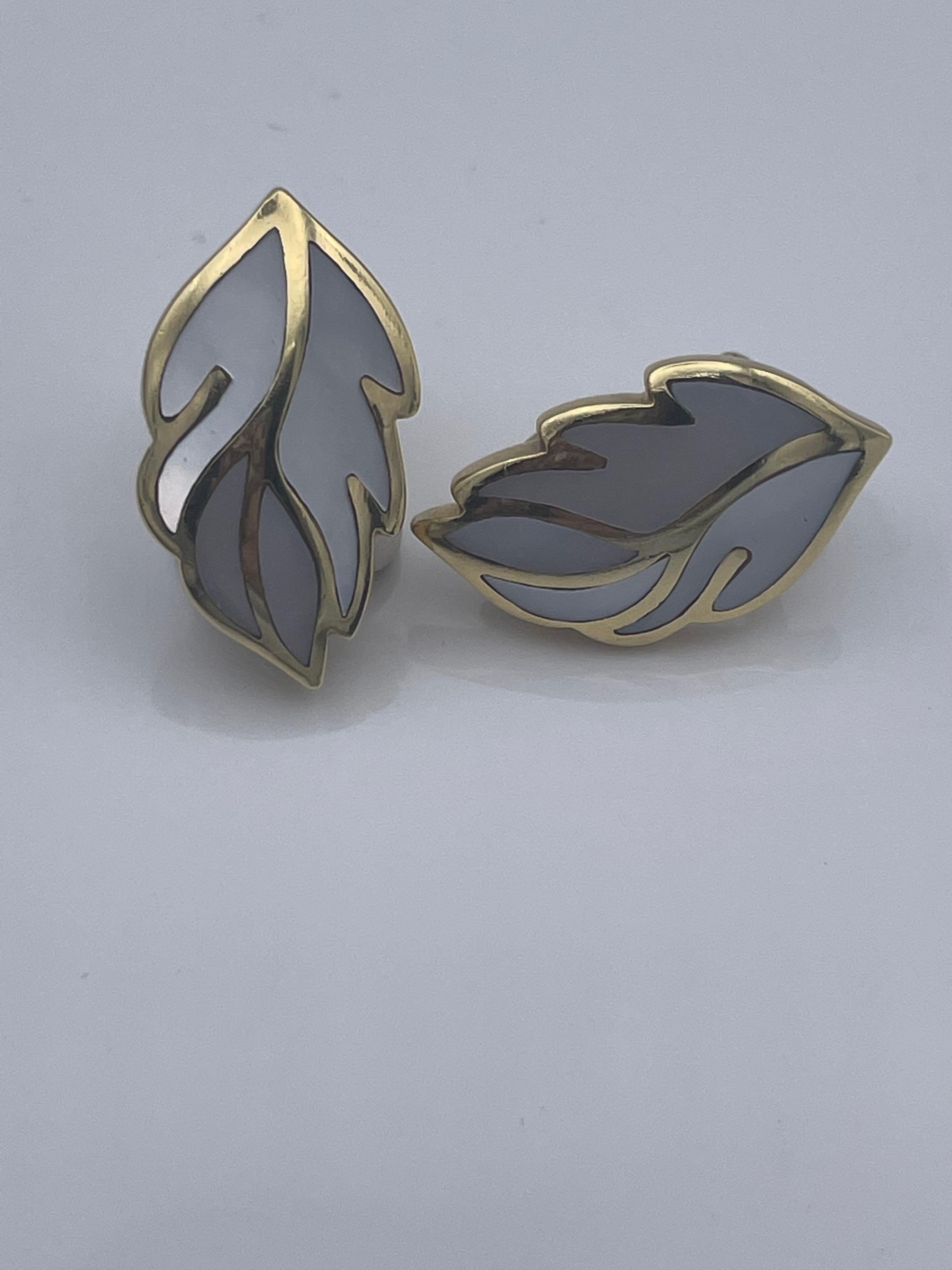 Women's Tiffany & Co. Leaf Mother-of-Pearl Gold Earrings
