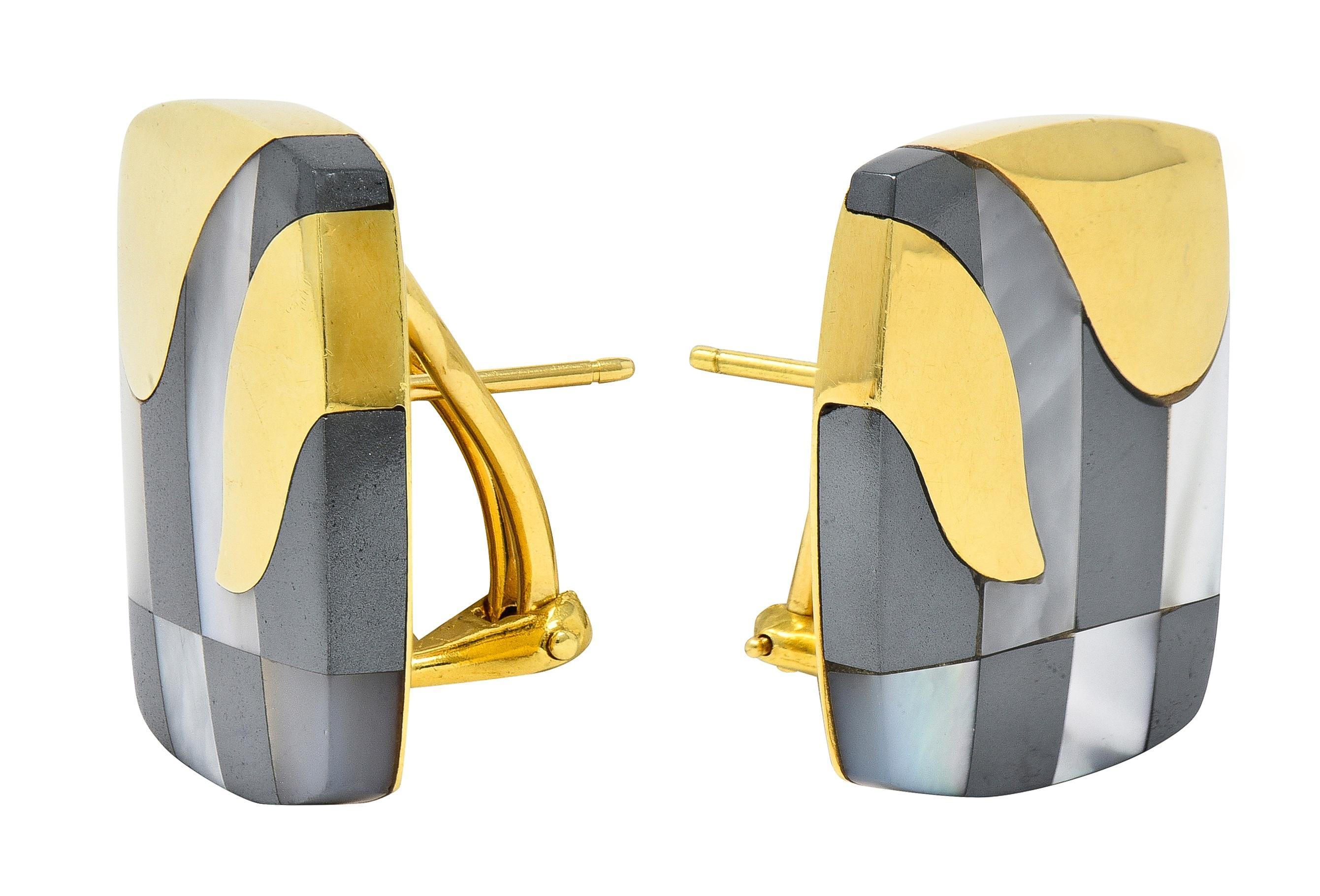 Tiffany & Co. Perlmutt Hämatit 18K Gold Vintage Cushion Inlay Ohrringe (Moderne) im Angebot