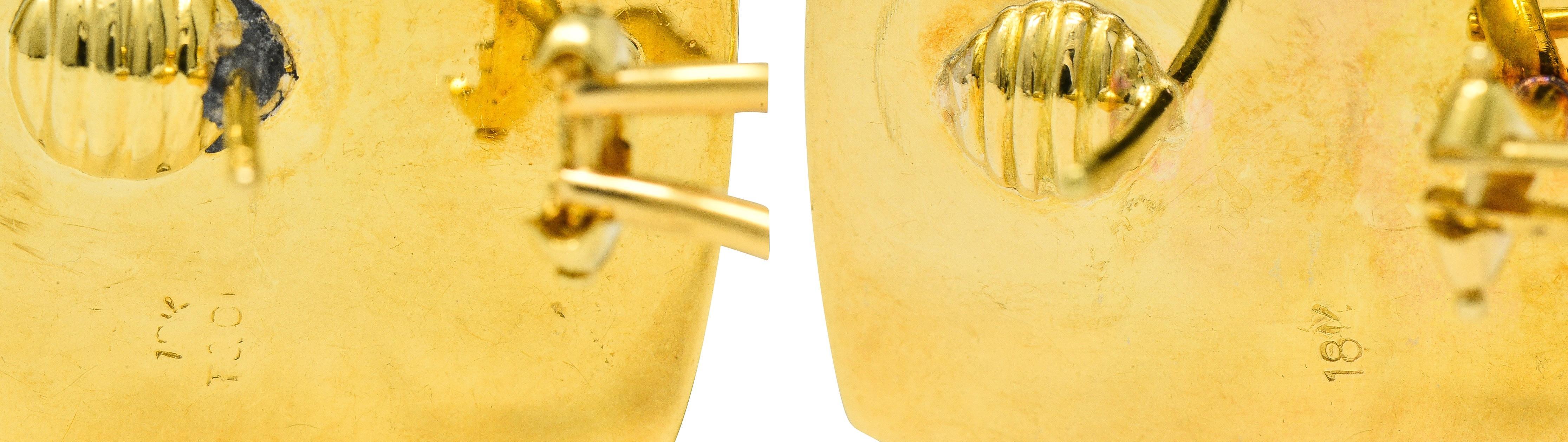 Tiffany & Co. Perlmutt Hämatit 18K Gold Vintage Cushion Inlay Ohrringe im Angebot 1