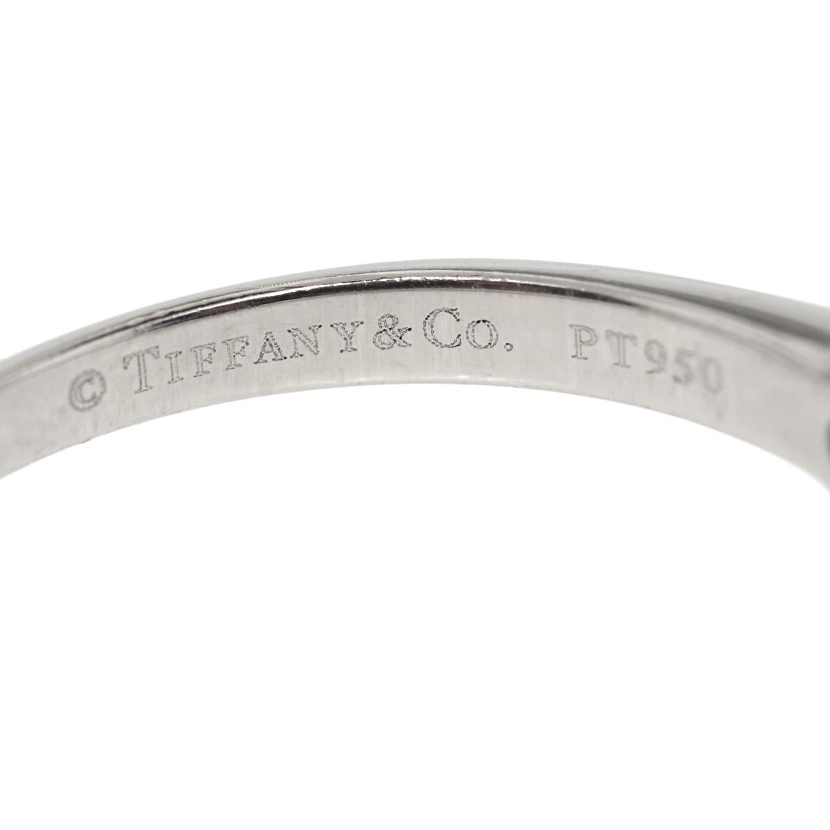 Taille ronde Tiffany & Co. Bague de fiançailles en platine avec diamant rond naturel de 0,21 carat, en stock en vente