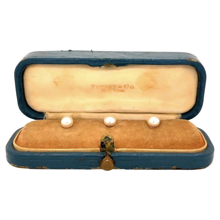 TIFFANY & CO New York 3 Pearl and Gold Stud Set in Original Tiffany & Co Box For Sale