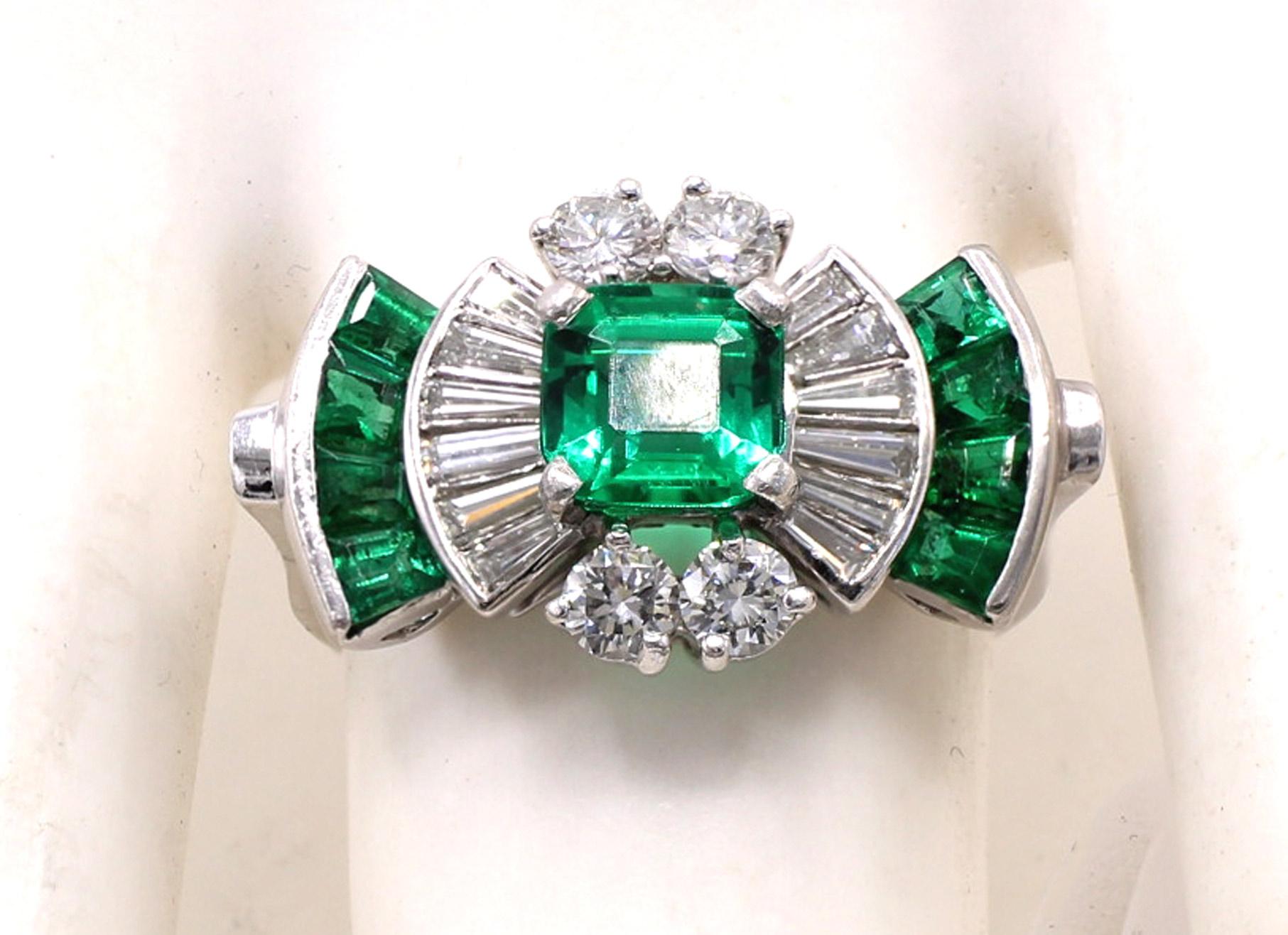 Women's or Men's Tiffany & Co. No Oil Colombian  Emerald Diamond Retro Ring 