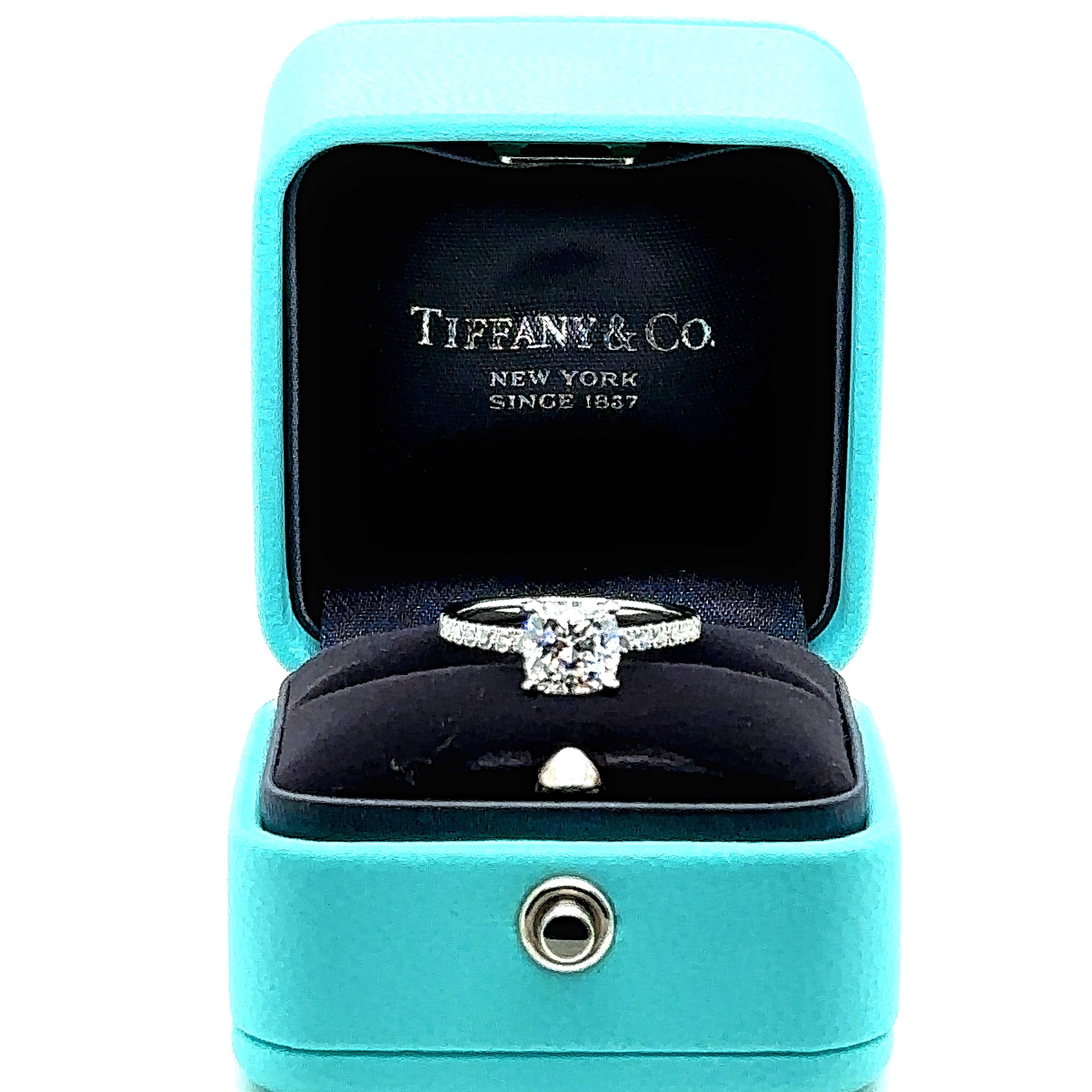 Tiffany & Co. Novo 1.47 Tcw Cushion Diamond Eng Ring Pave Diamond Platinum Band In Excellent Condition For Sale In San Diego, CA