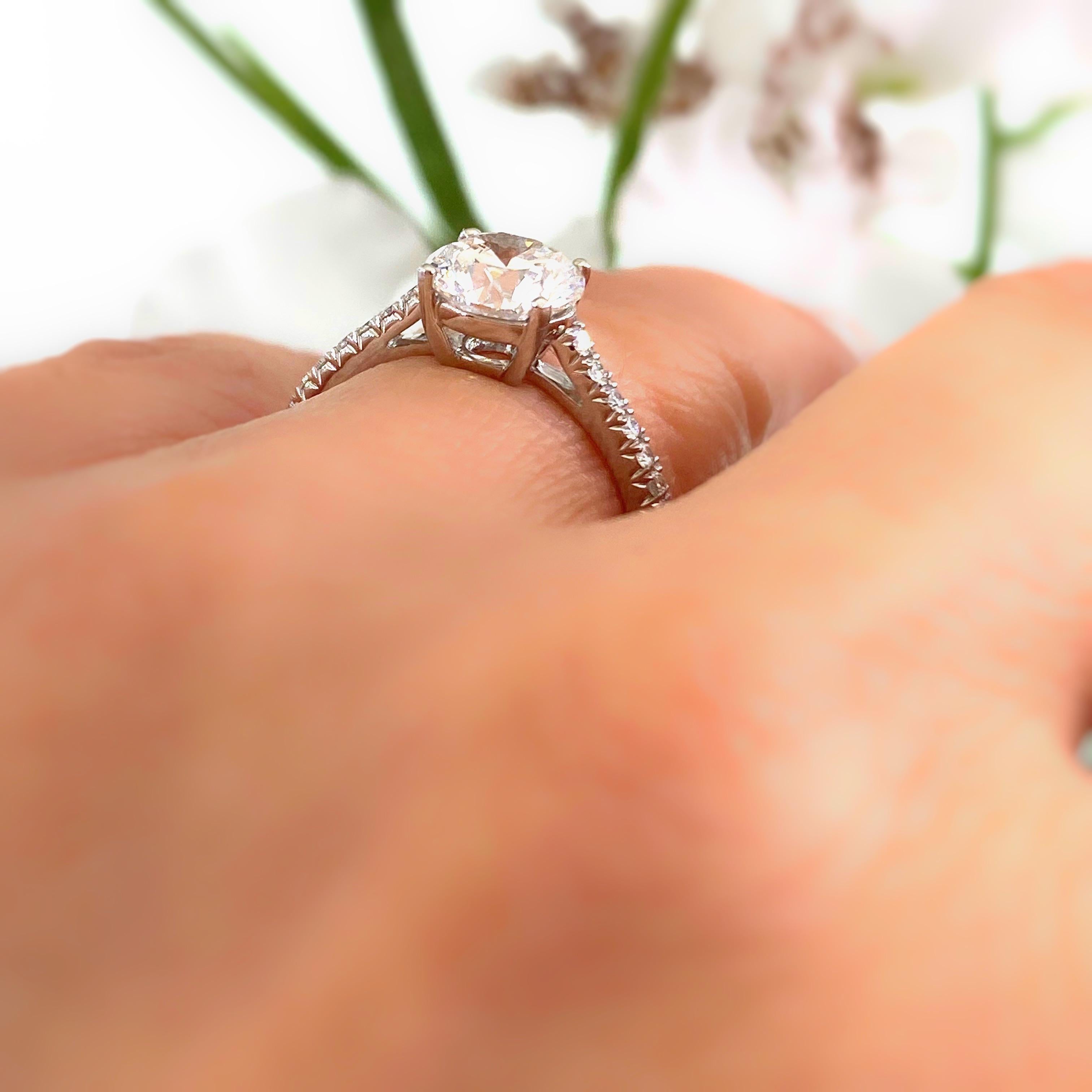 Tiffany & Co NOVO 1.62 Carat E VS1 Round Diamond Engagement Ring 3