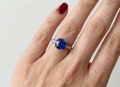 Tiffany & Co. Novo 1.63 Carat Natural Blue Sapphire Diamond Platinum Ring