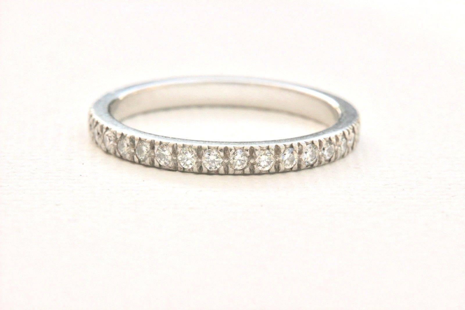 circle wedding rings