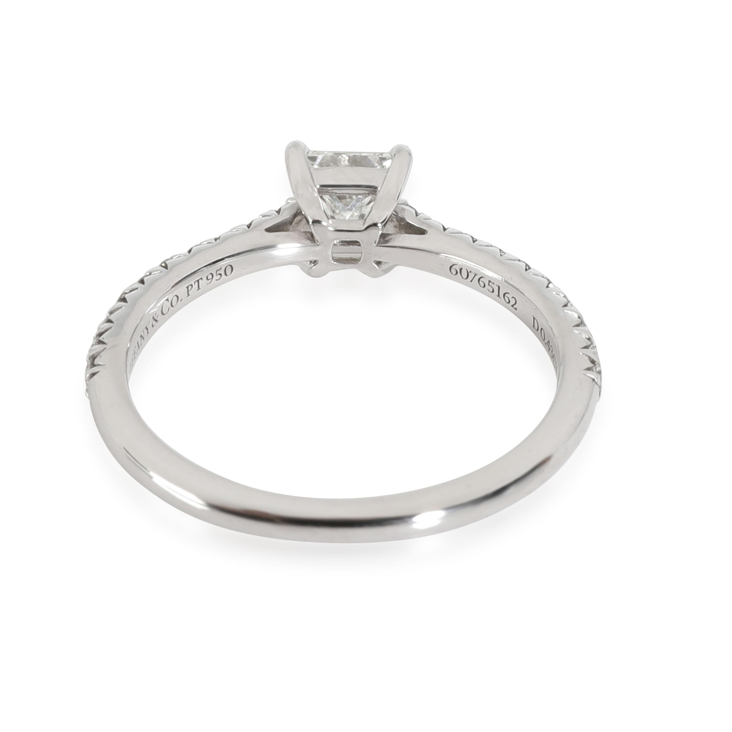Tiffany & Co. Novo Diamond Engagement Ring in Platinum G VS1 0.59CTW

PRIMARY DETAILS
SKU: 116454
Listing Title: Tiffany & Co. Novo Diamond Engagement Ring in Platinum G VS1 0.59CTW
Condition Description: Retails for 4500 USD. In excellent condition