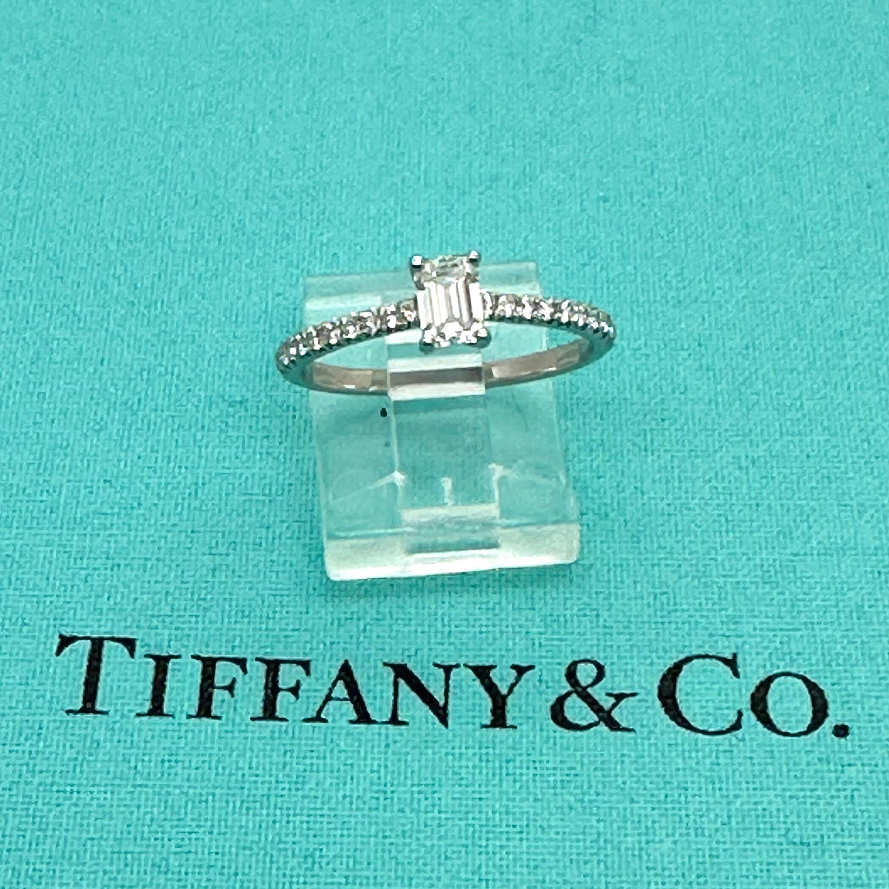 Tiffany & Co NOVO Emerald Diamond RB Diamonds Band 0.61tcw Plat Engagement Ring For Sale 5