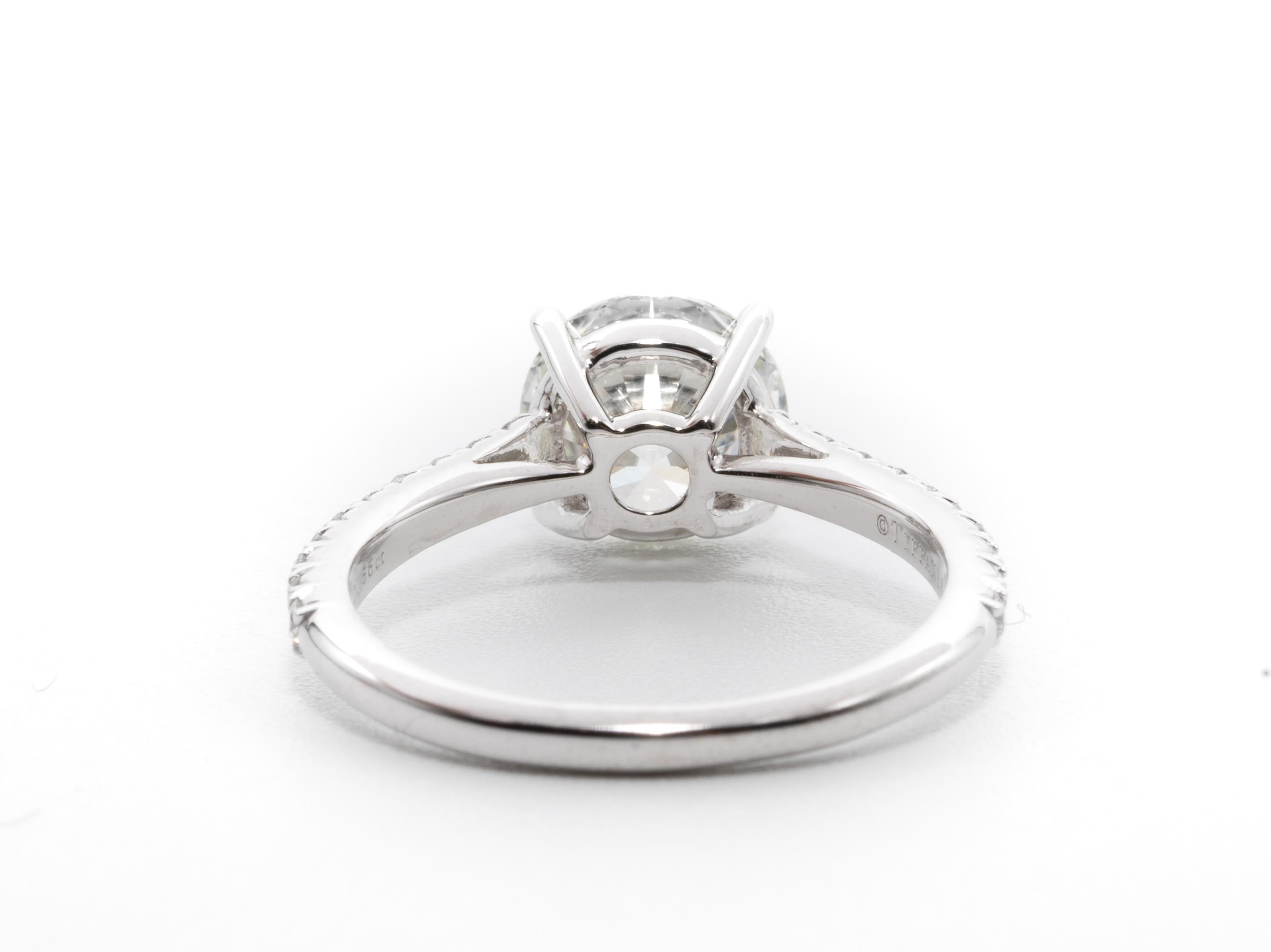 Contemporary Tiffany & Co. Novo Engagement Ring with 1.56 Carat Round Centre in Platinum
