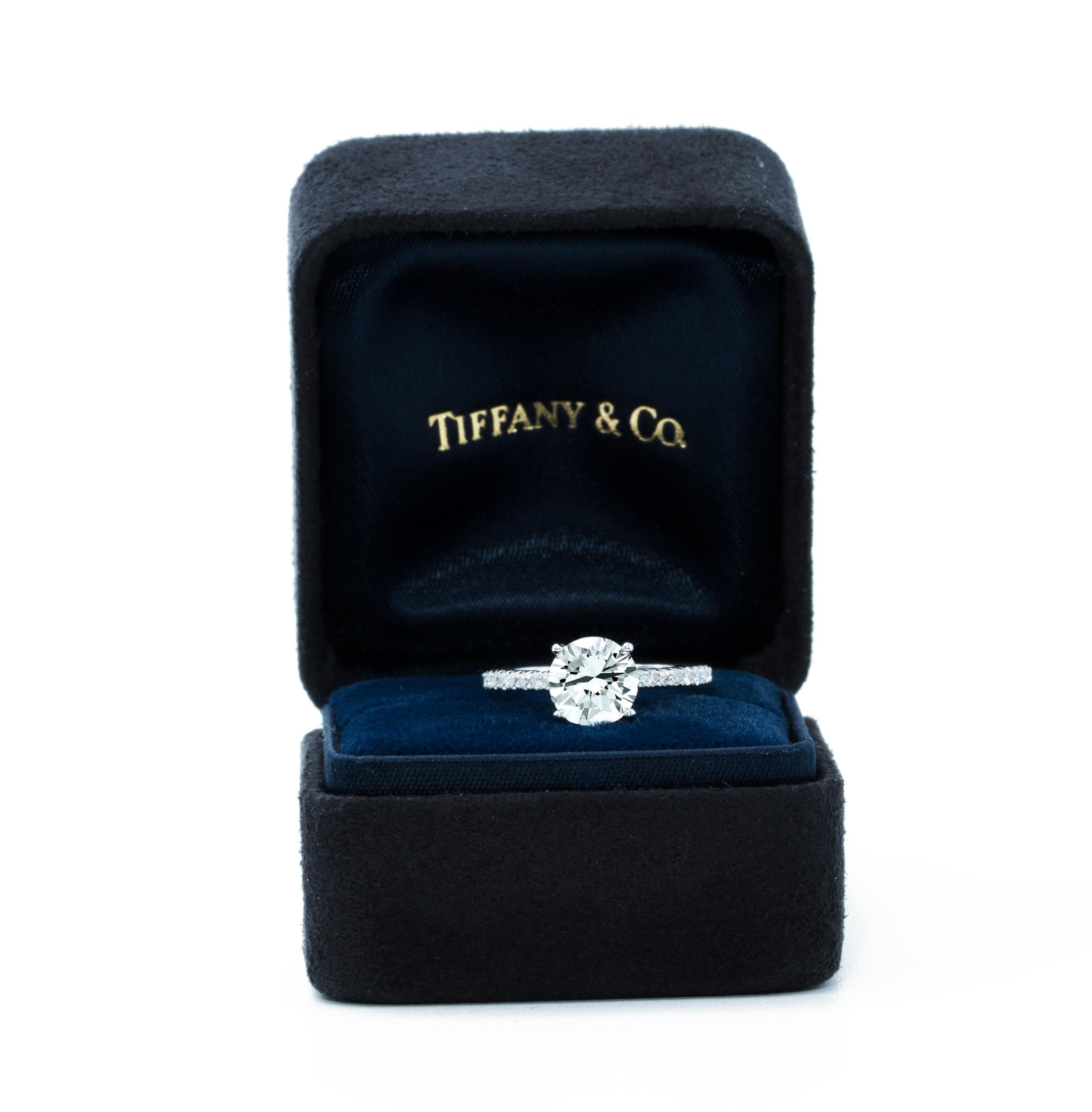 Round Cut Tiffany & Co. Novo Engagement Ring with 1.56 Carat Round Centre in Platinum