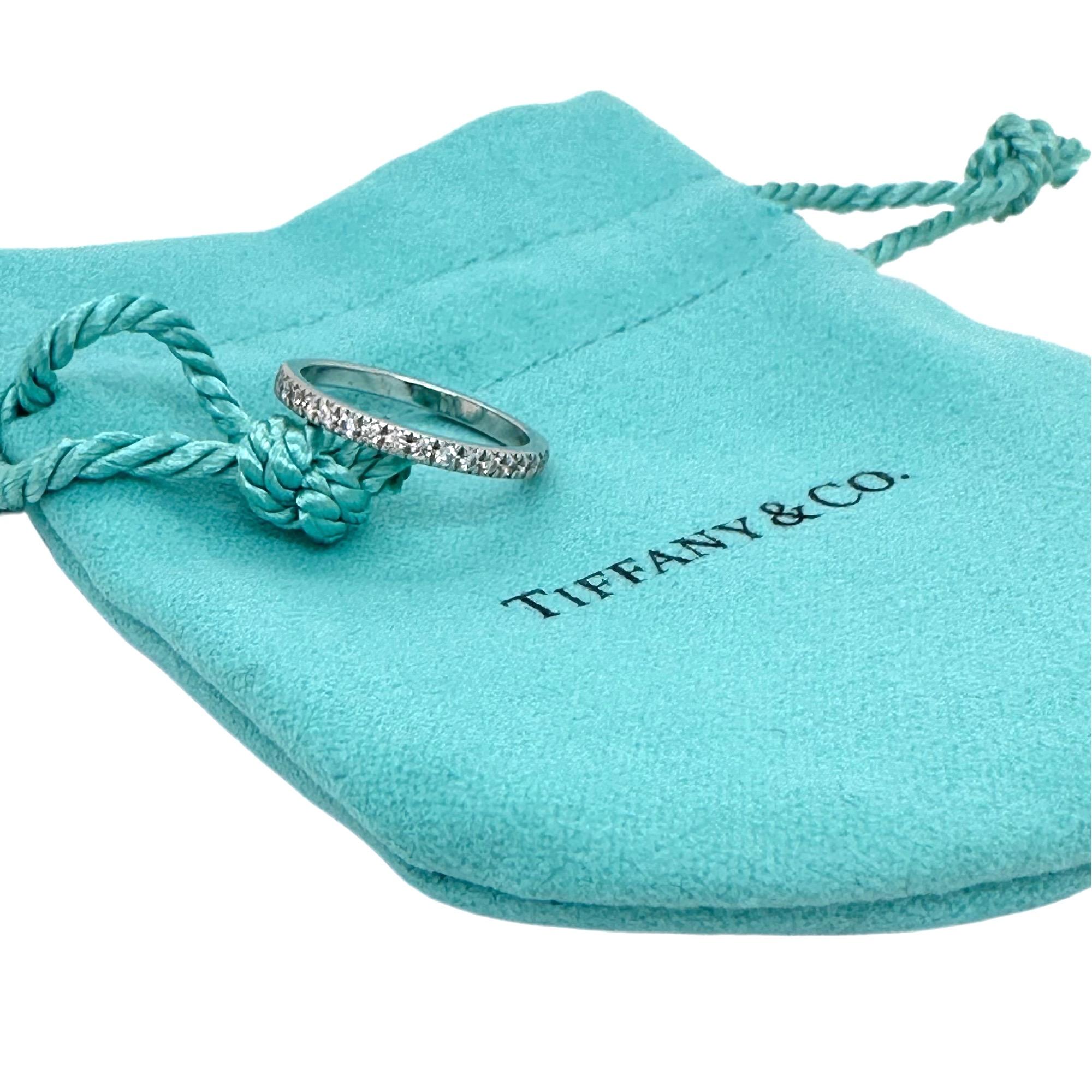 Tiffany & Co Novo Ehering aus Platin mit Vollkreis-Diamant im Angebot 1