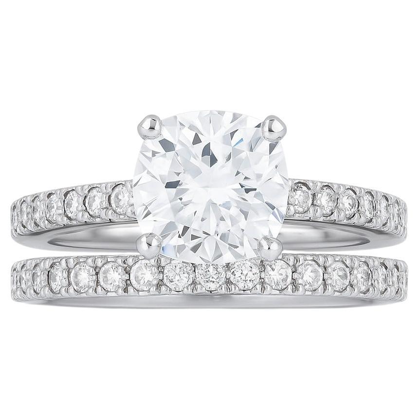 Tiffany 
Co. Bague de fiançailles Novo en platine avec diamant taille coussin