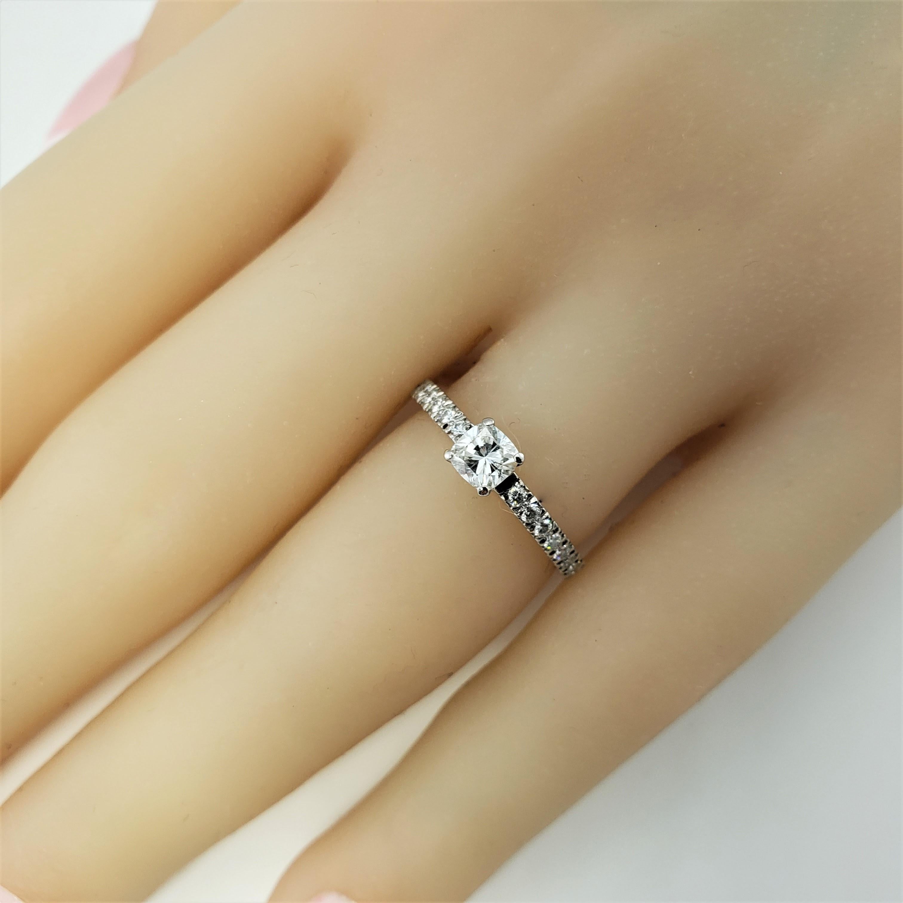 Verlobungsring aus Platin mit Diamanten von Tiffany & Co Novo Platin im Angebot 3