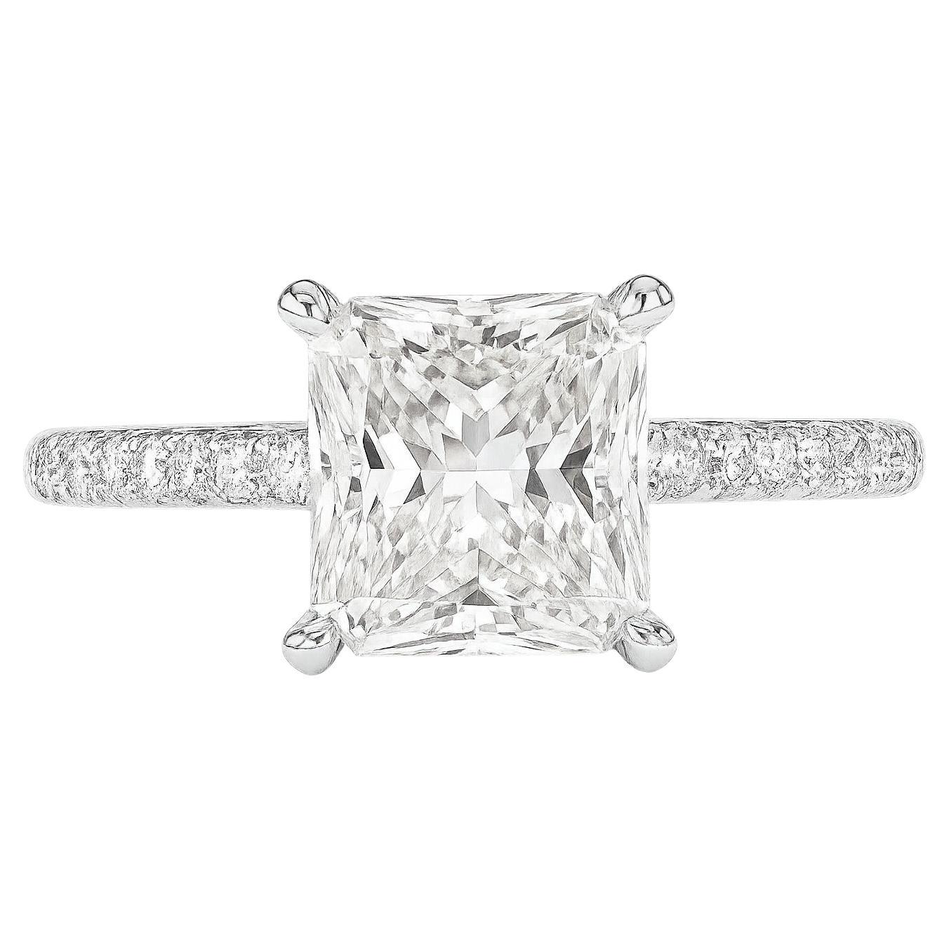Tiffany & Co. Bague de fiançailles Novo en platine avec diamant taille princesse en vente