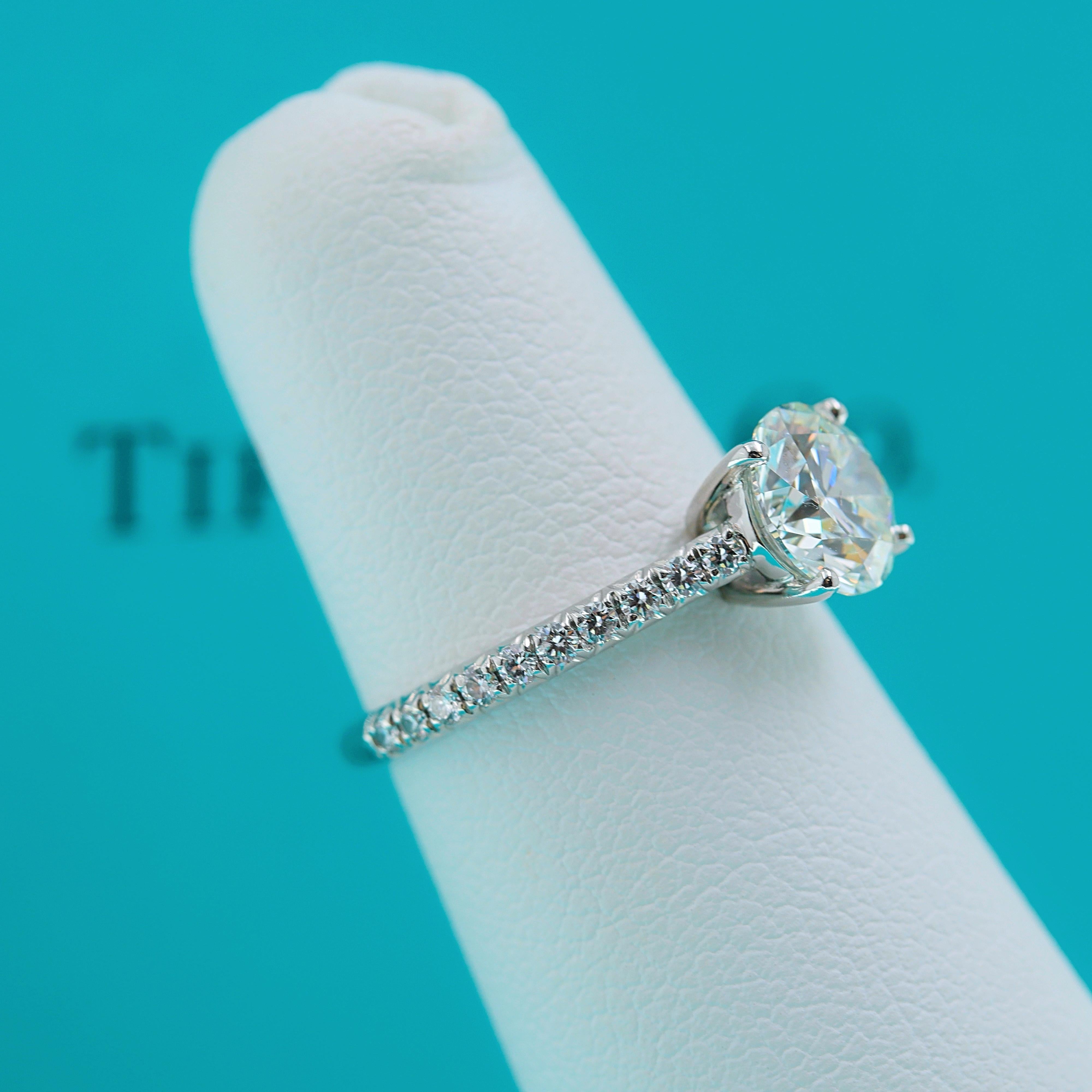 Tiffany & Co. Novo Round Diamond Engagement Ring 1.21 Carat in Platinum In Excellent Condition In San Diego, CA