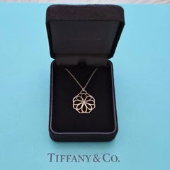 Tiffany & Co. Octagonal Openwork Flower Diamond 18k Gold Necklace
